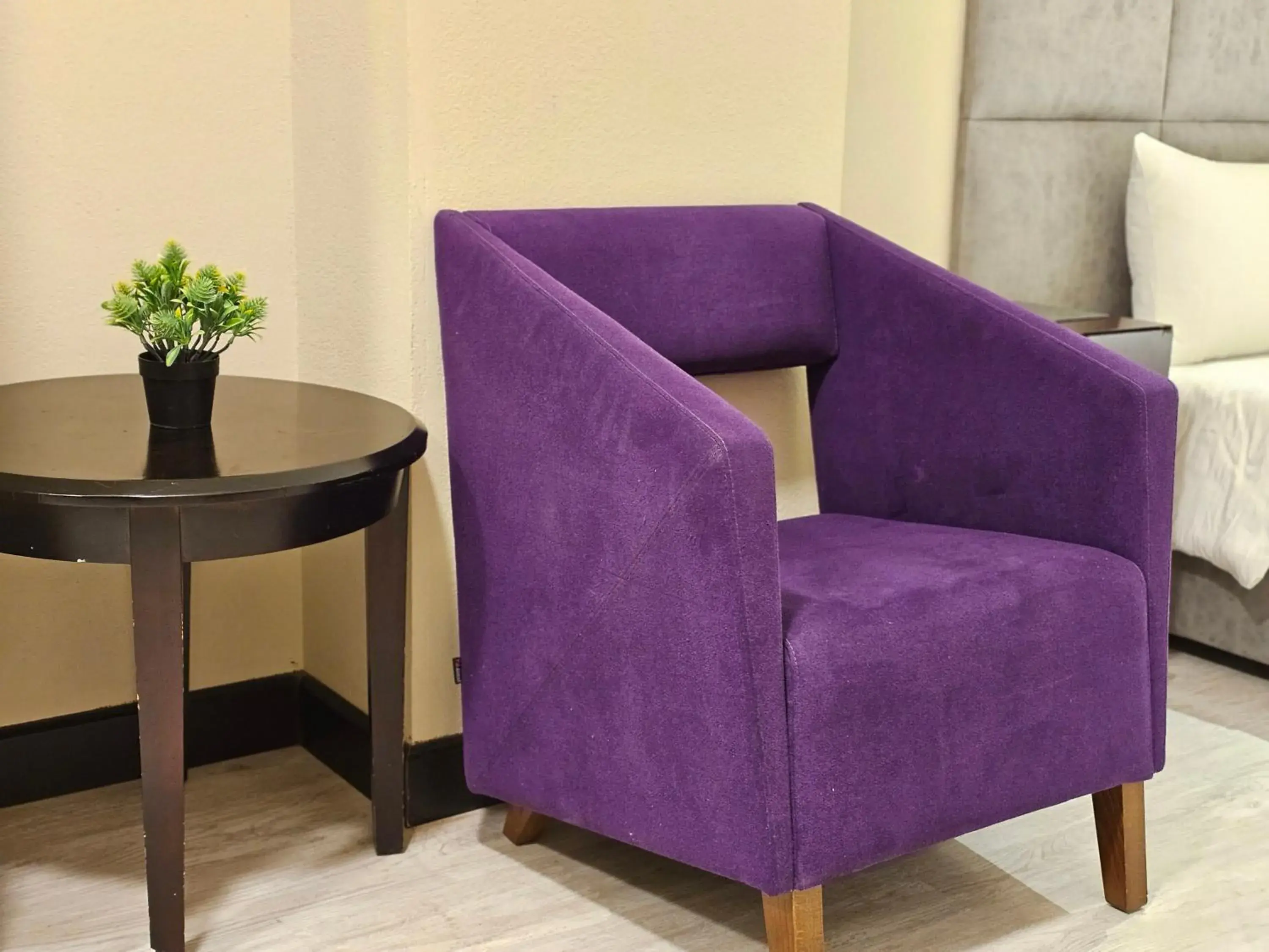 Double Room - single occupancy in Crown Suites Hotel Double Room - single occupancy in Crown Suites Hotel