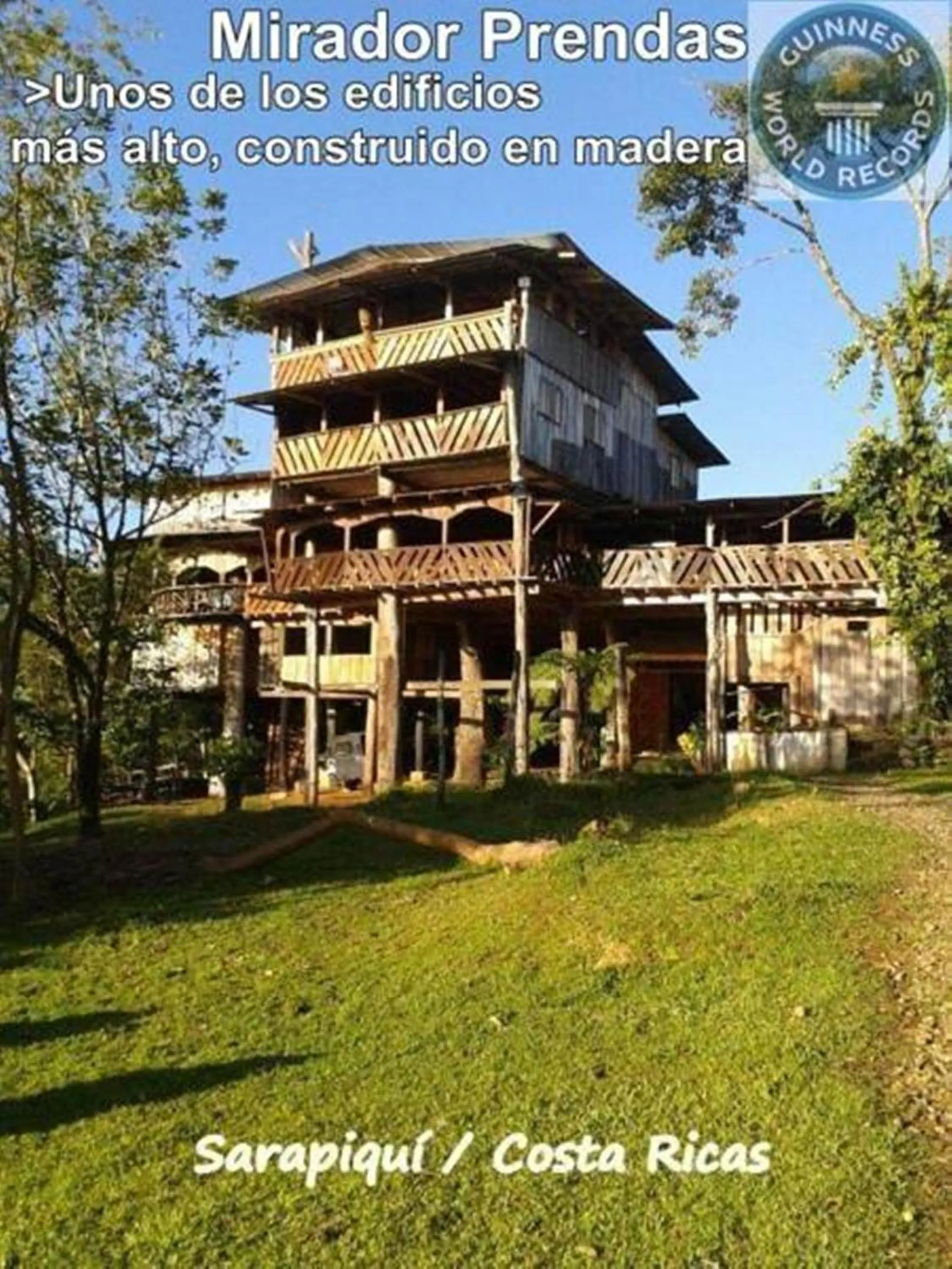 Facade/entrance in Mirador Prendas