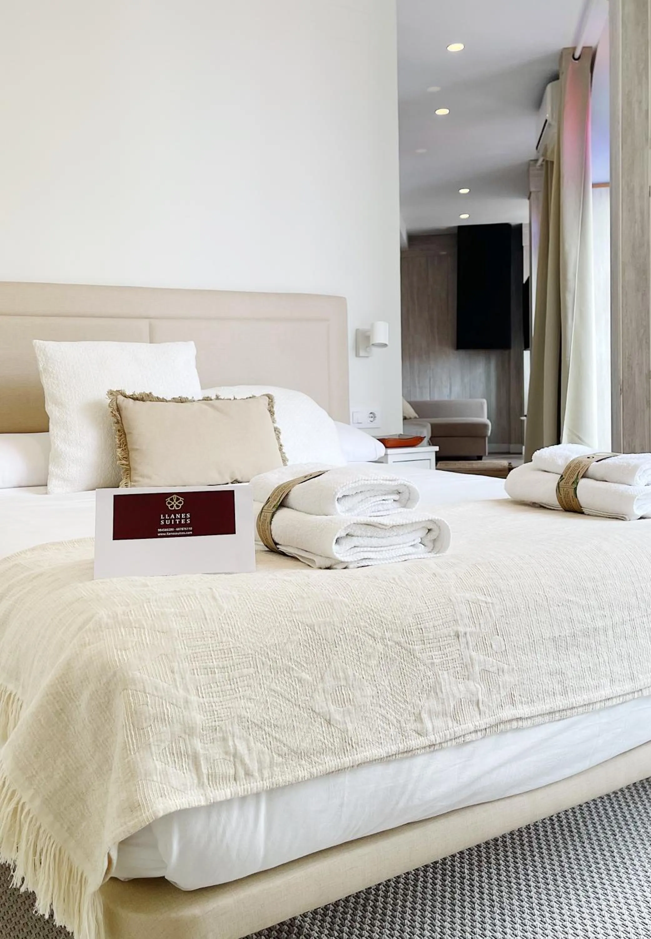 Llanes Suites