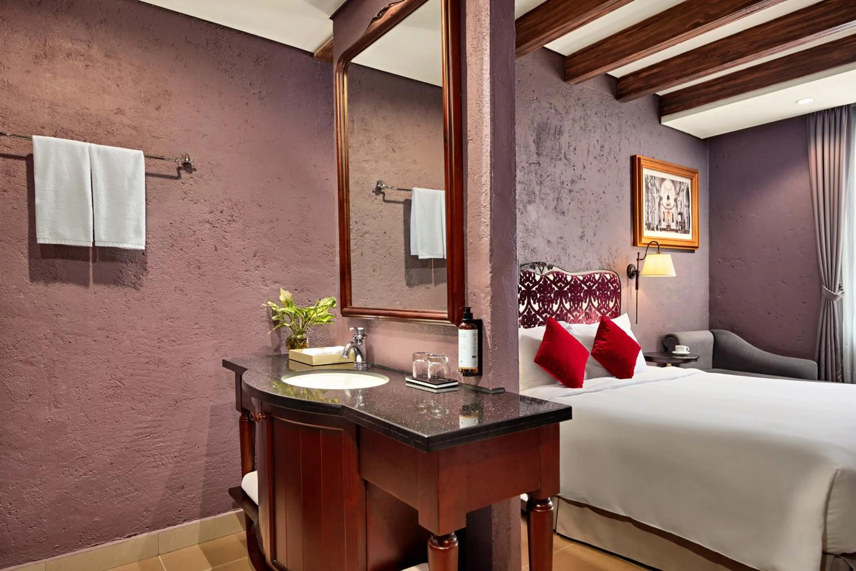 Bedroom, Bed in Mercure Danang French Village Bana Hills