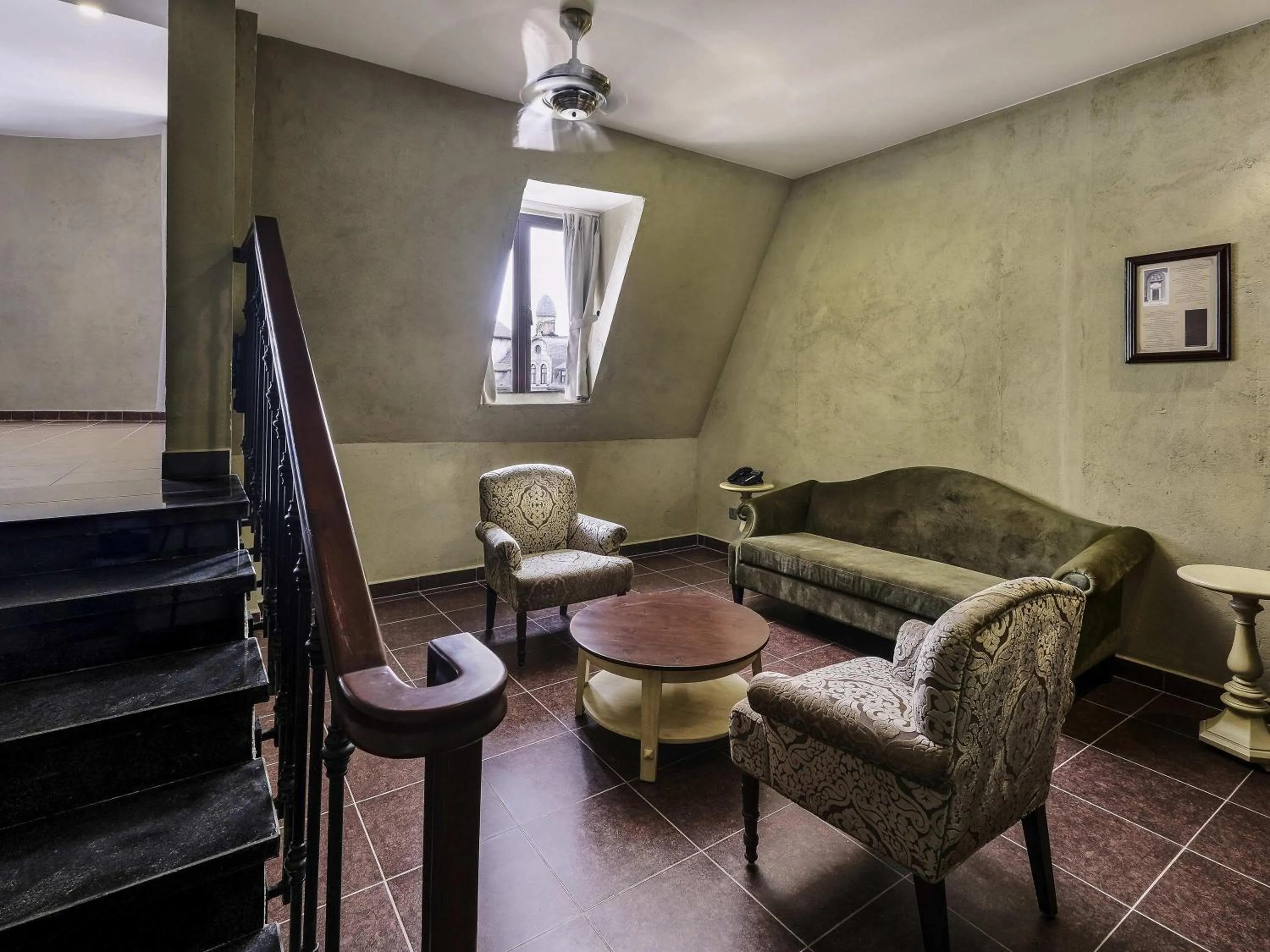 Photo of the whole room in Mercure Danang French Village Bana Hills