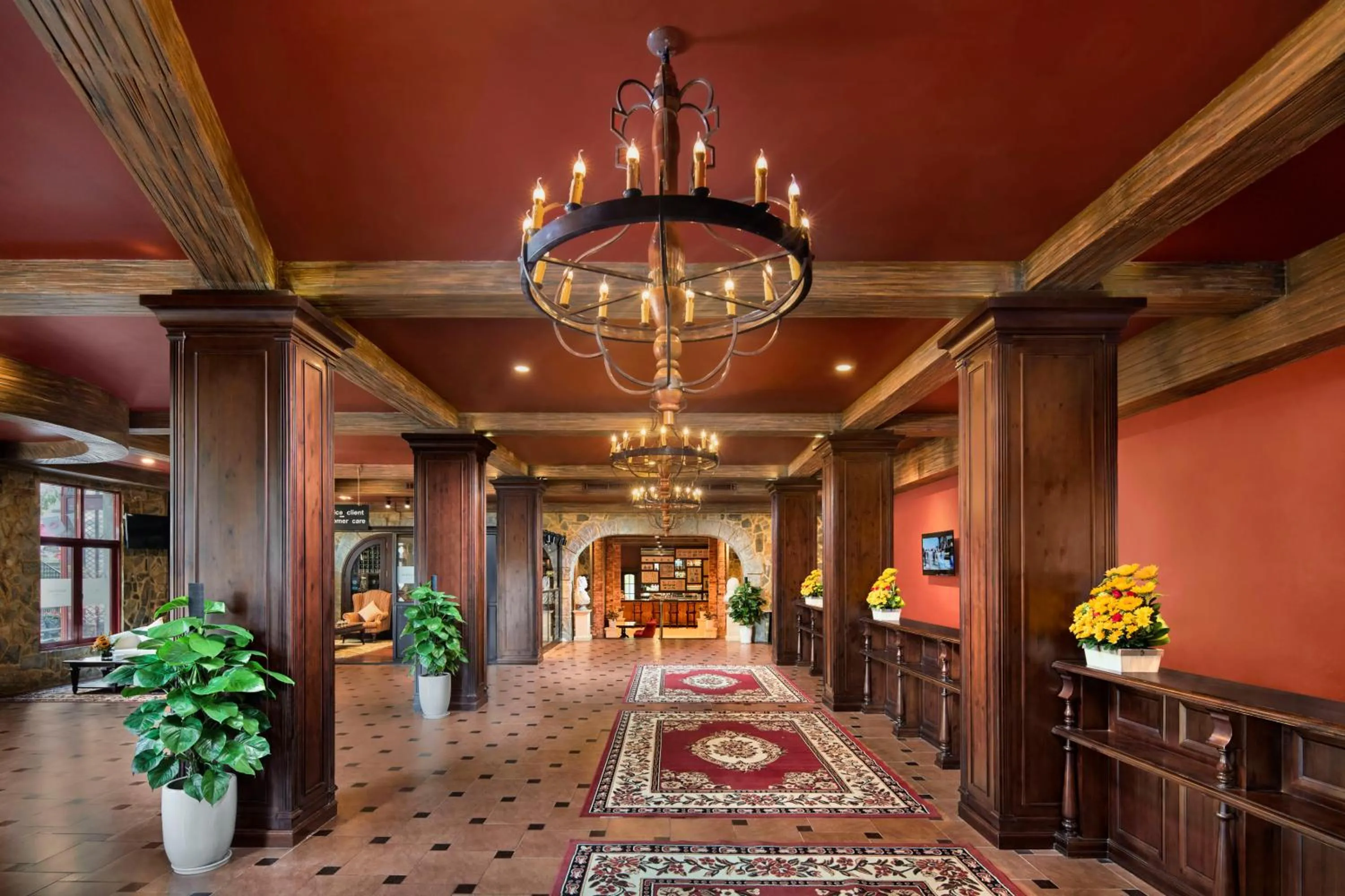 Lobby or reception in Mercure Danang French Village Bana Hills