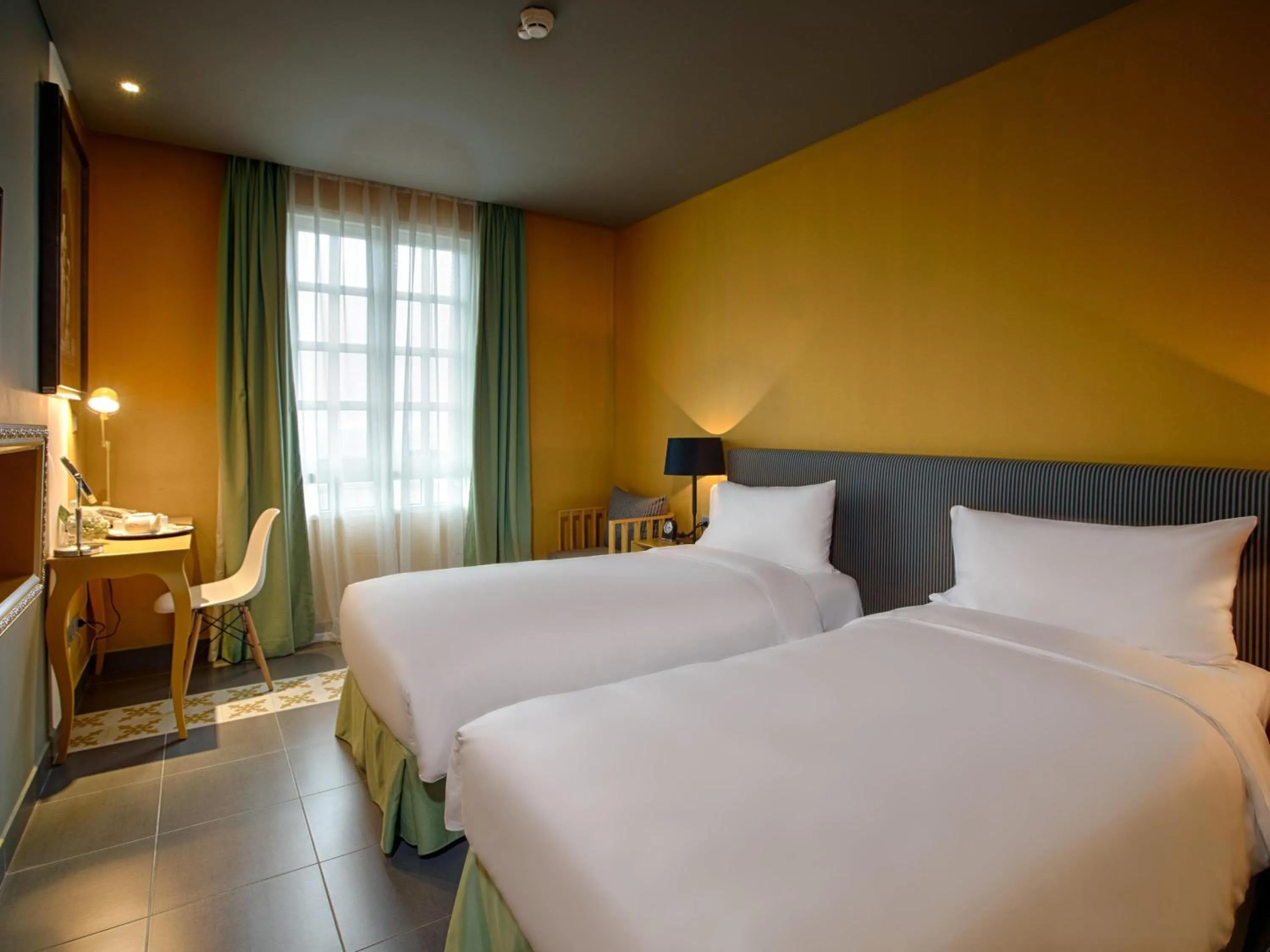 Bedroom, Bed in Mercure Danang French Village Bana Hills