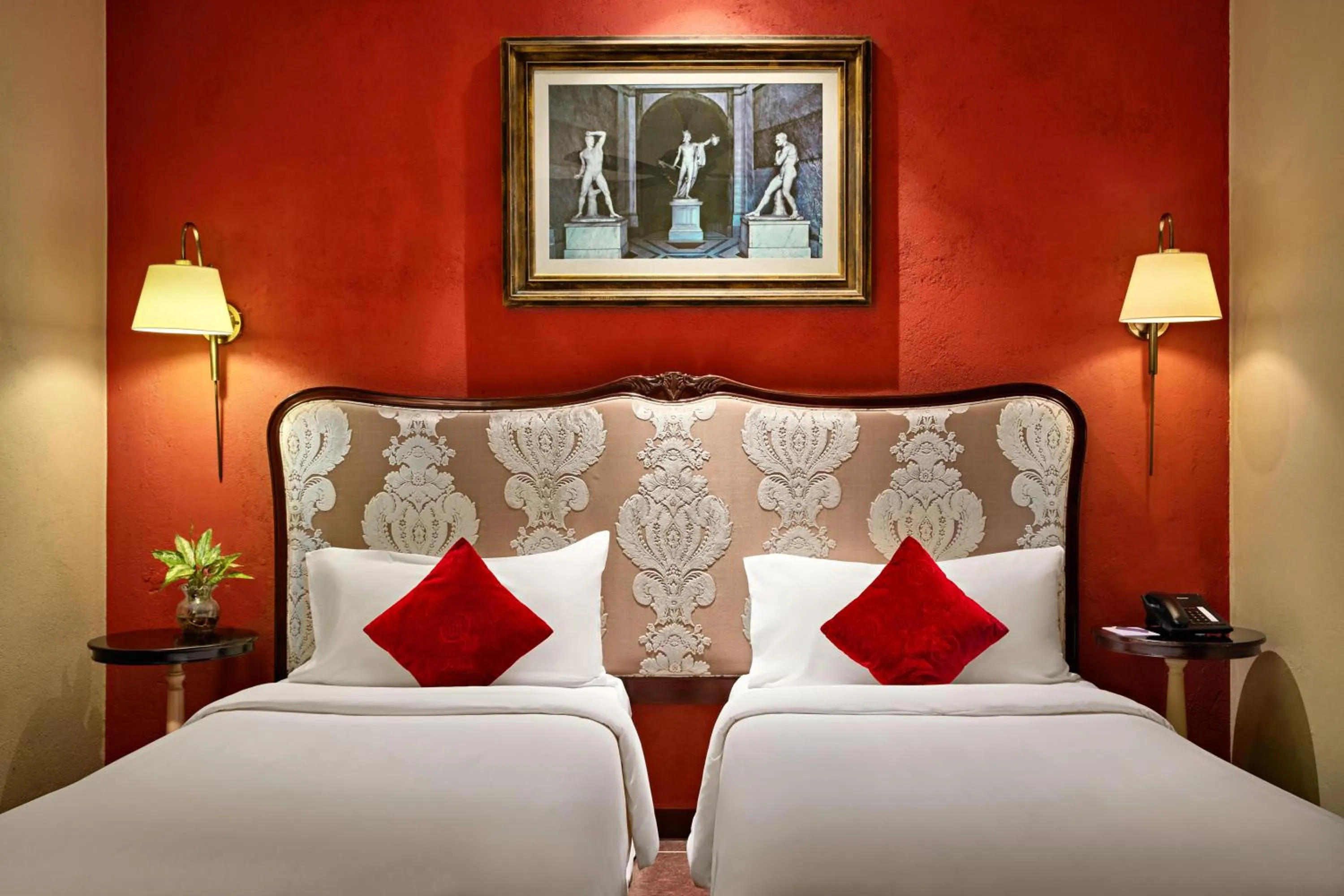 Bed in Mercure Danang French Village Bana Hills