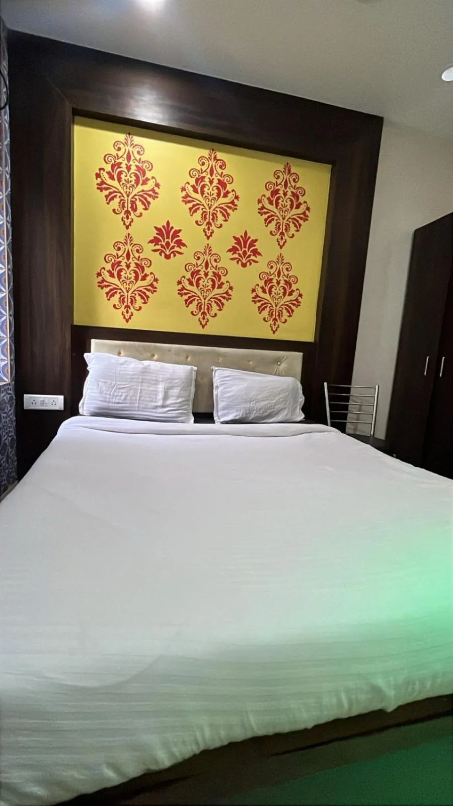 Hotel VentureInn Nxe ITER Khandagiri - Airport - Lingaraj Temple