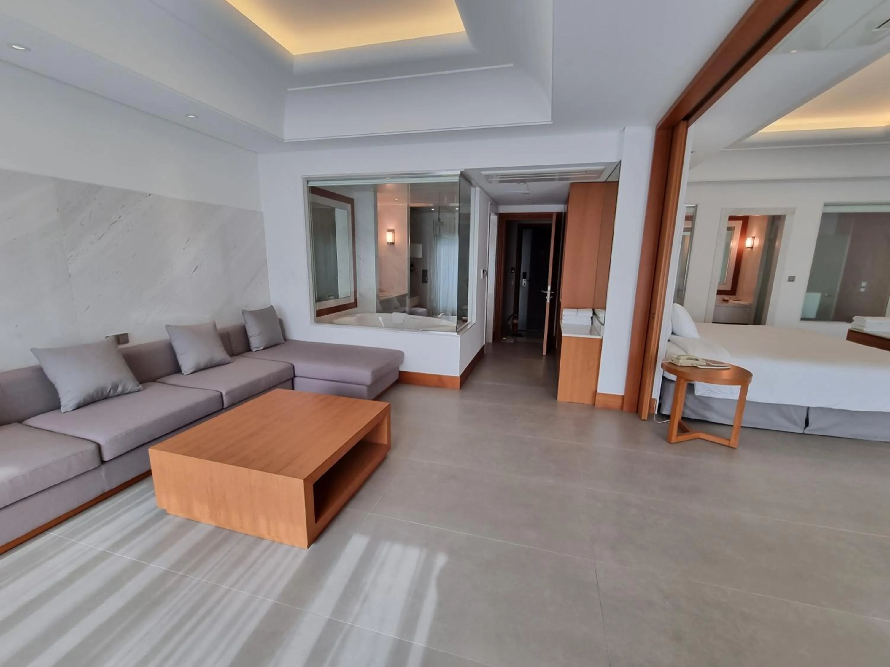 Bed in Pinegrove Hotel