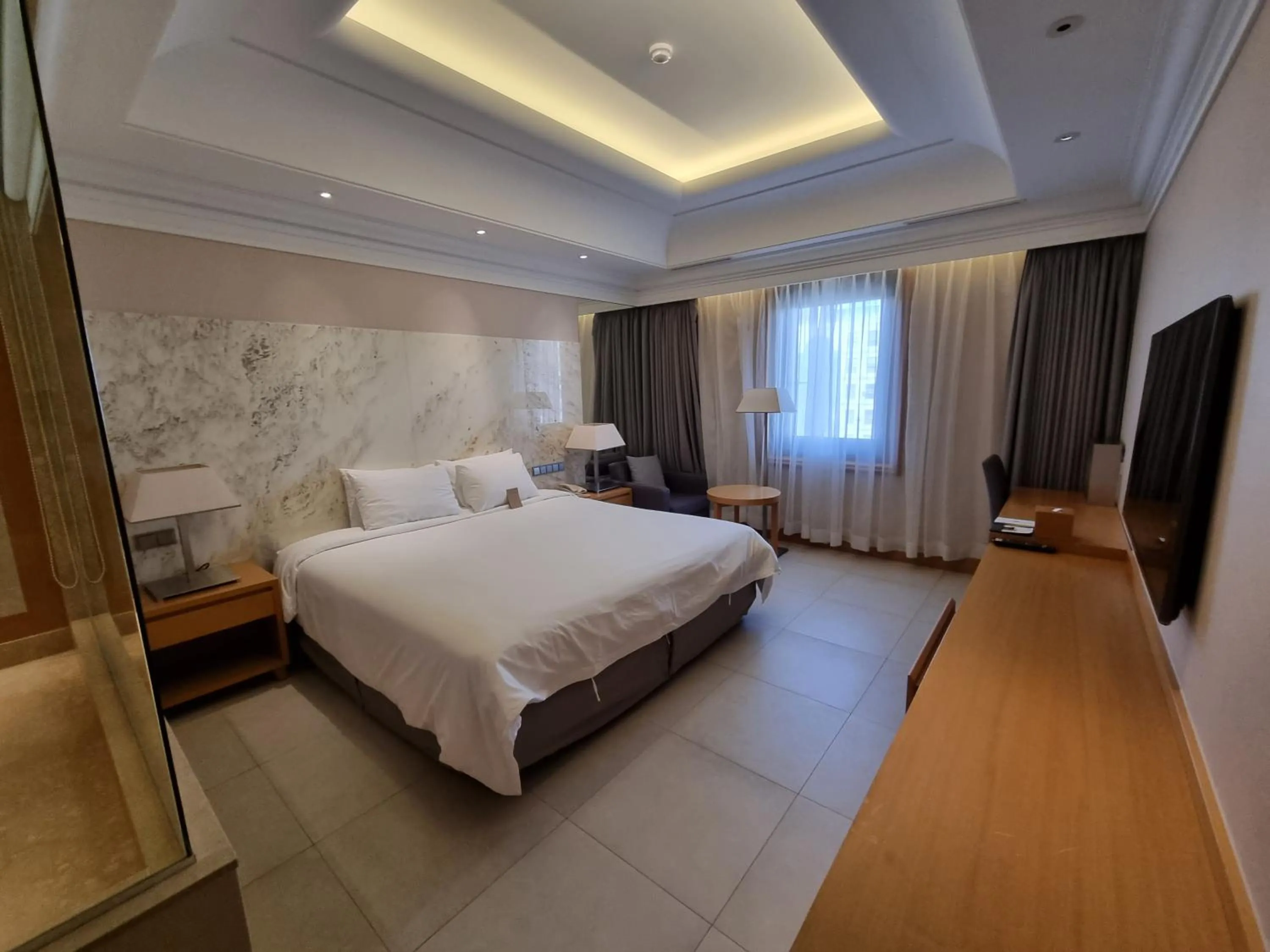 Bed in Pinegrove Hotel