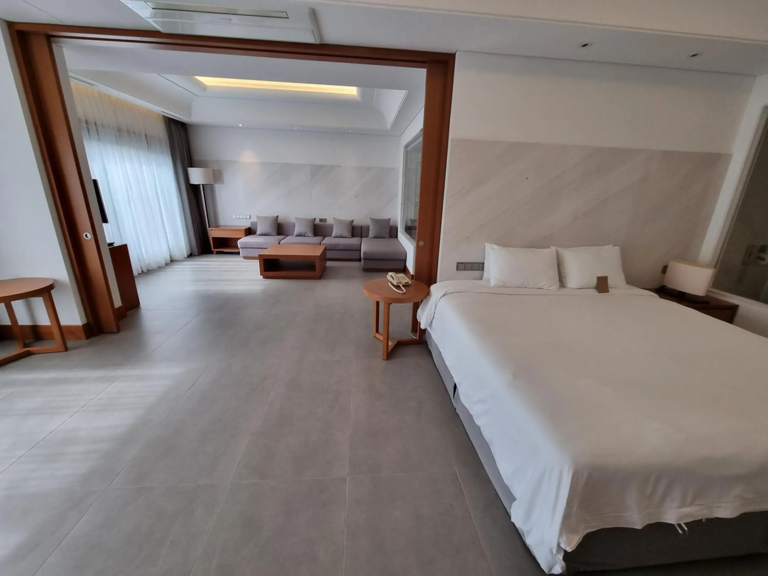 Bed in Pinegrove Hotel Bed in Pinegrove Hotel