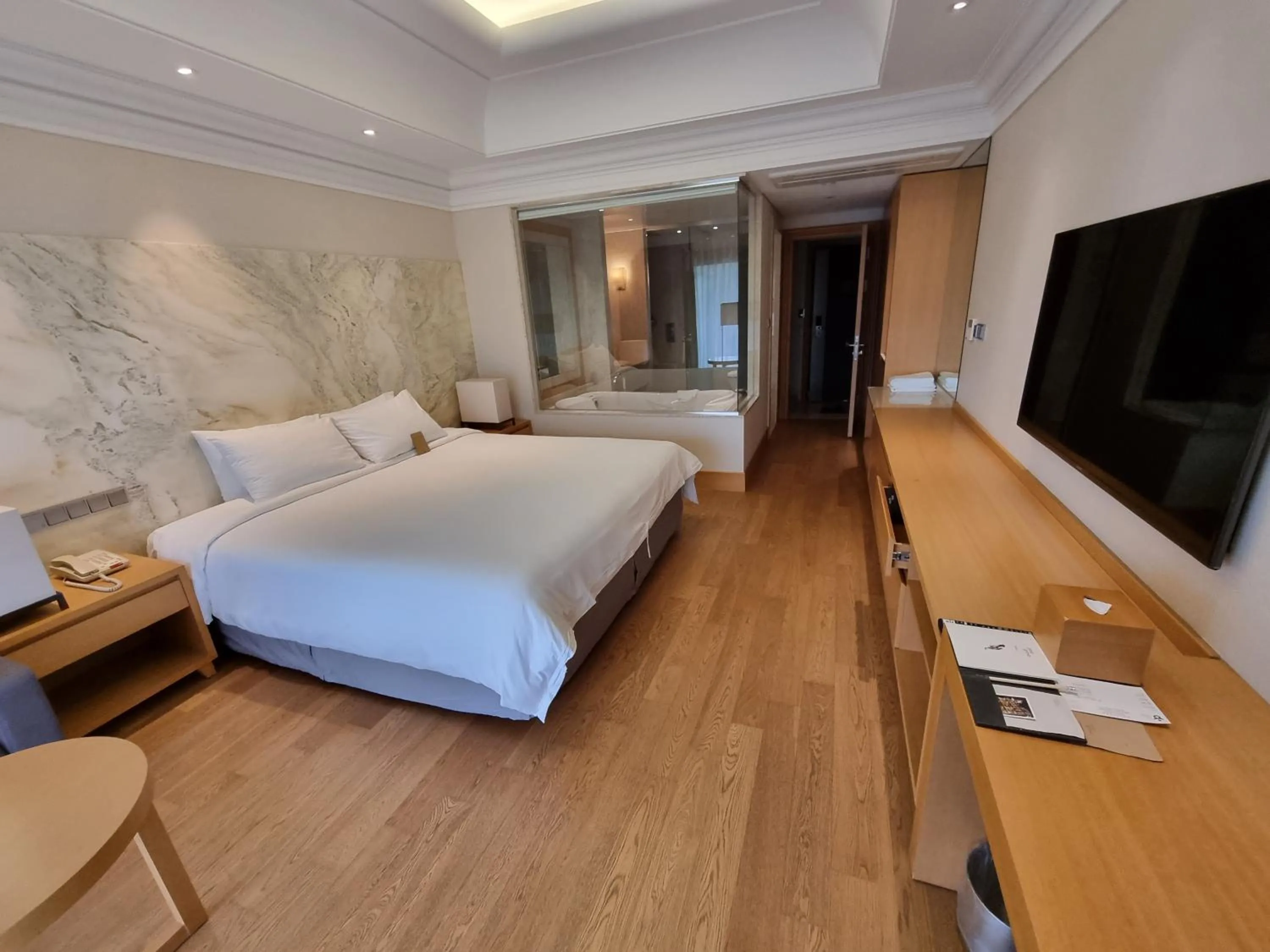 Bed in Pinegrove Hotel