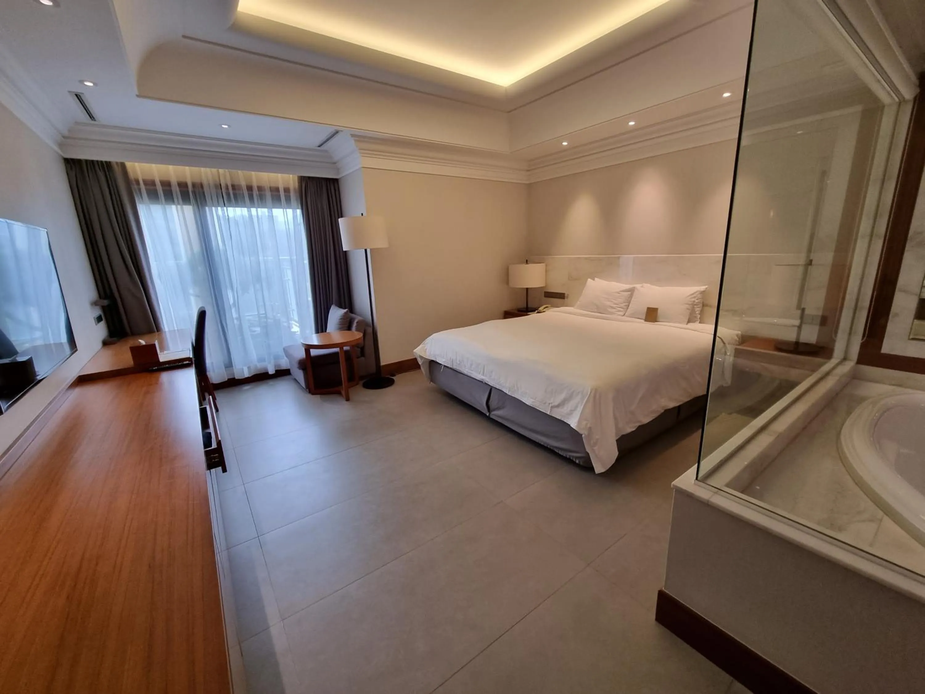 Bed in Pinegrove Hotel