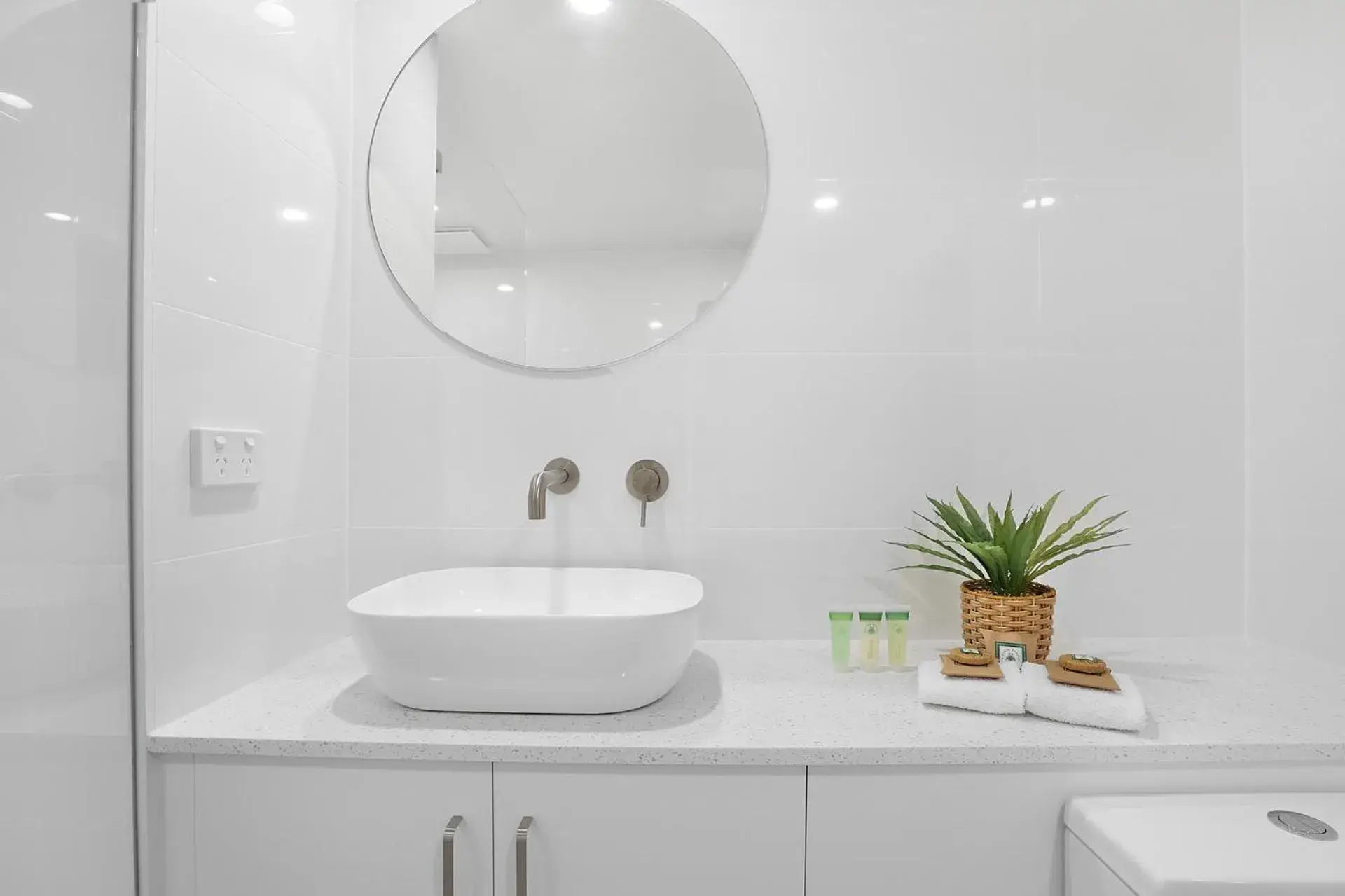 Deluxe Family Room in Shellharbour Village Motel Deluxe Family Room in Shellharbour Village Motel