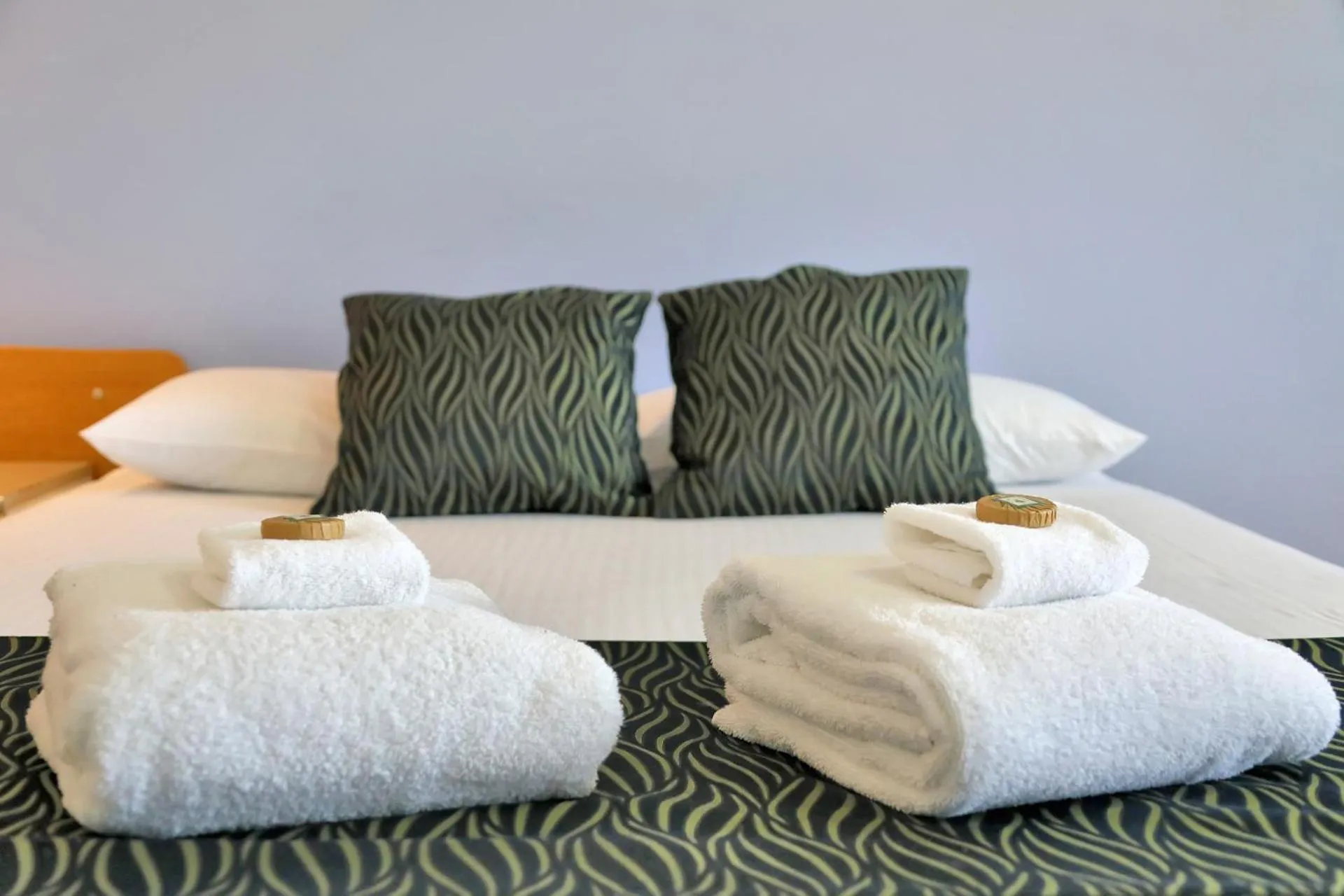 Bed in Shellharbour Village Motel