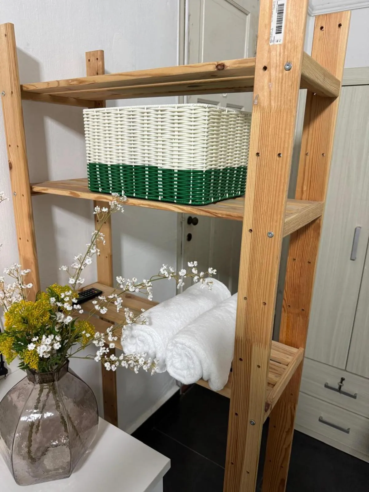 Bed in 545 Residences - Extended stay property-- Min 6 nights