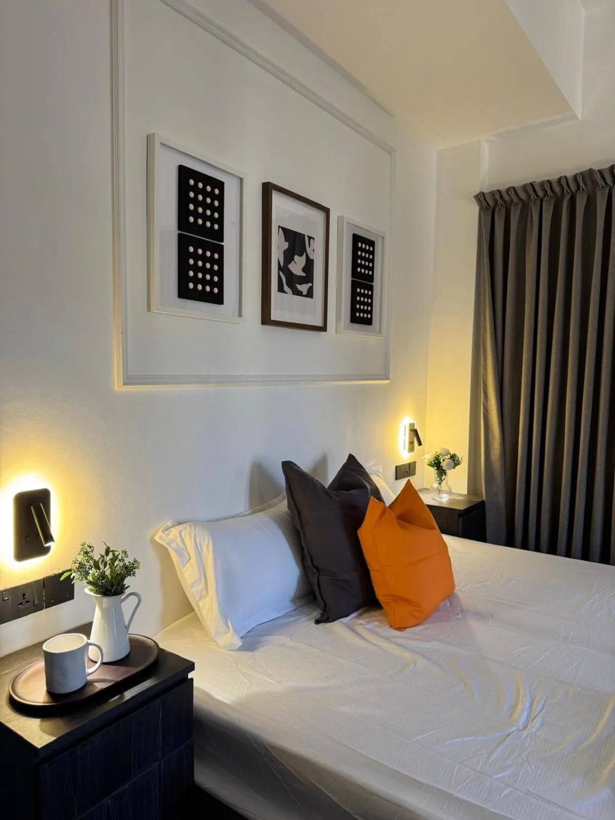 Bed in 545 Residences - Extended stay property-- Min 6 nights
