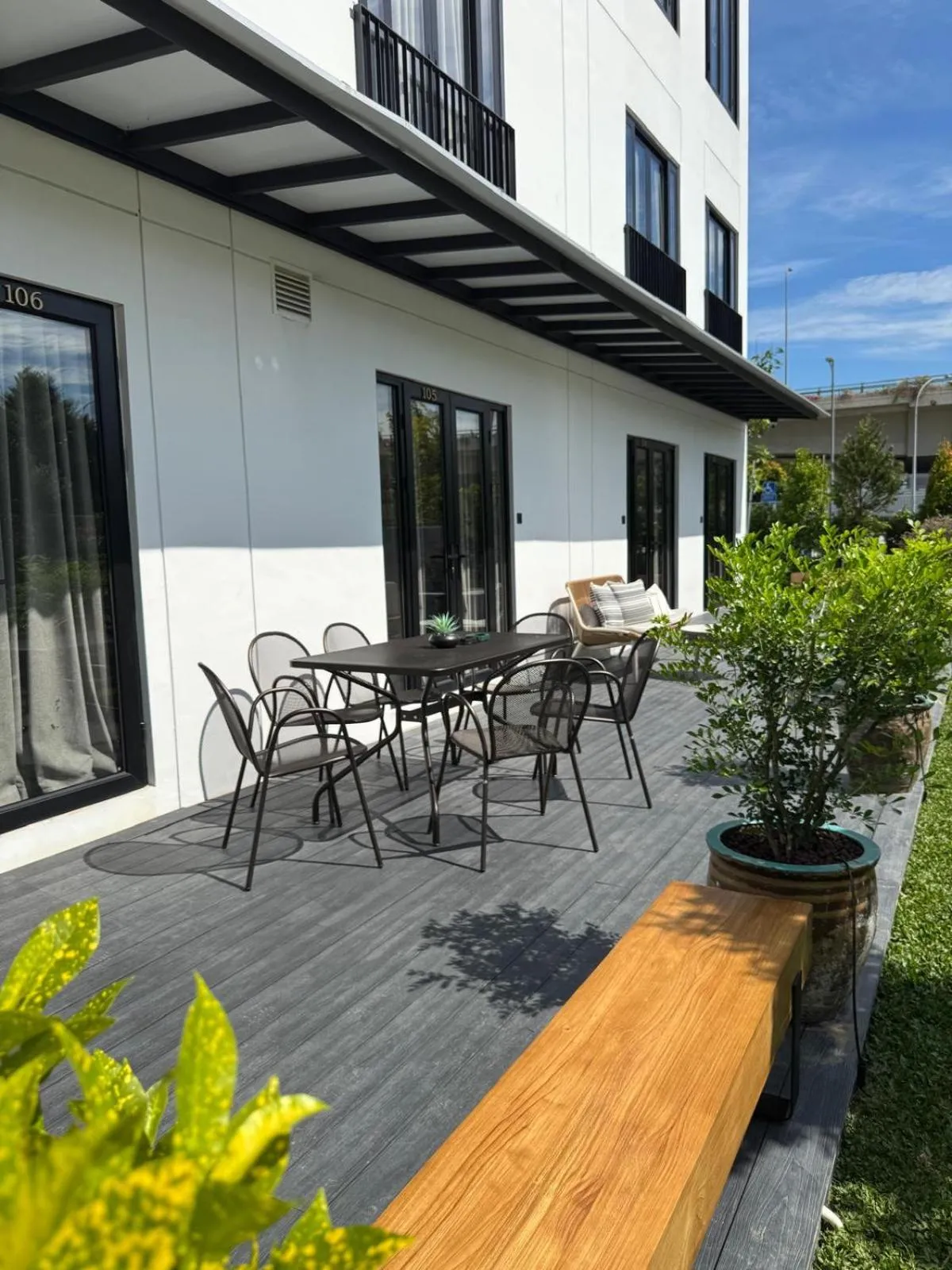 545 Residences - Extended stay property-- Min 6 nights