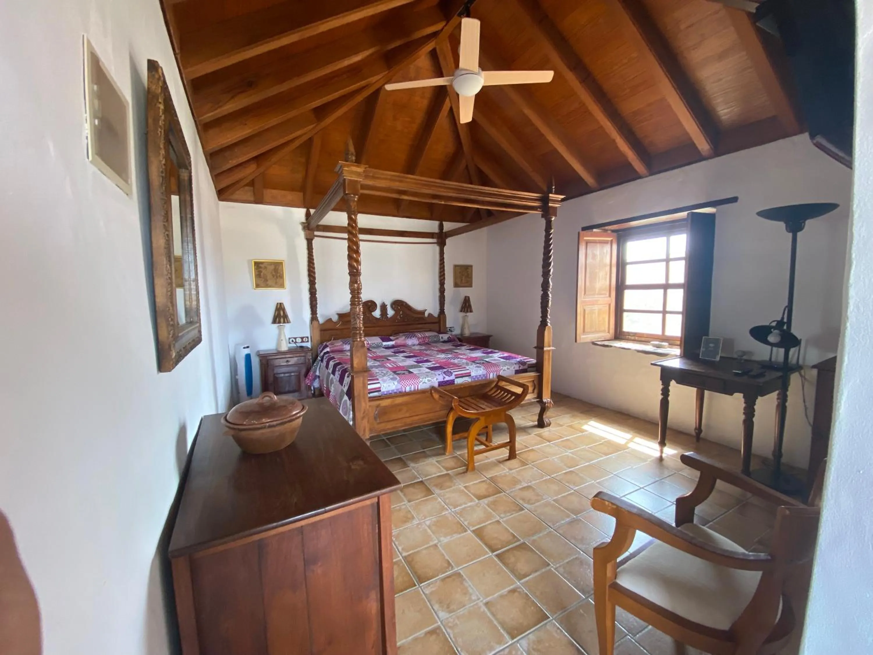 Bed in Hotel Rural Restaurante Mahoh