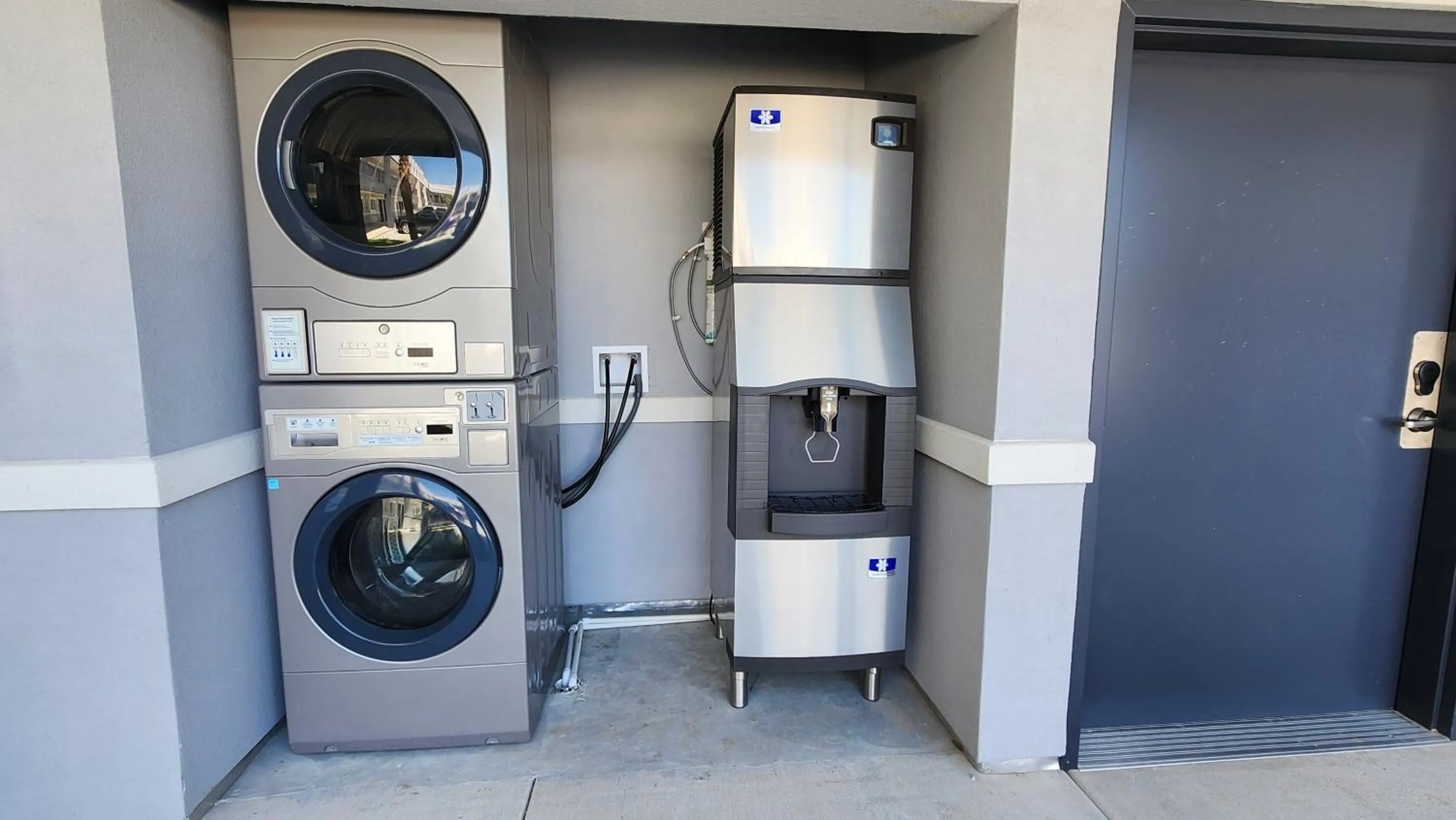 laundry in Hotel Park Place