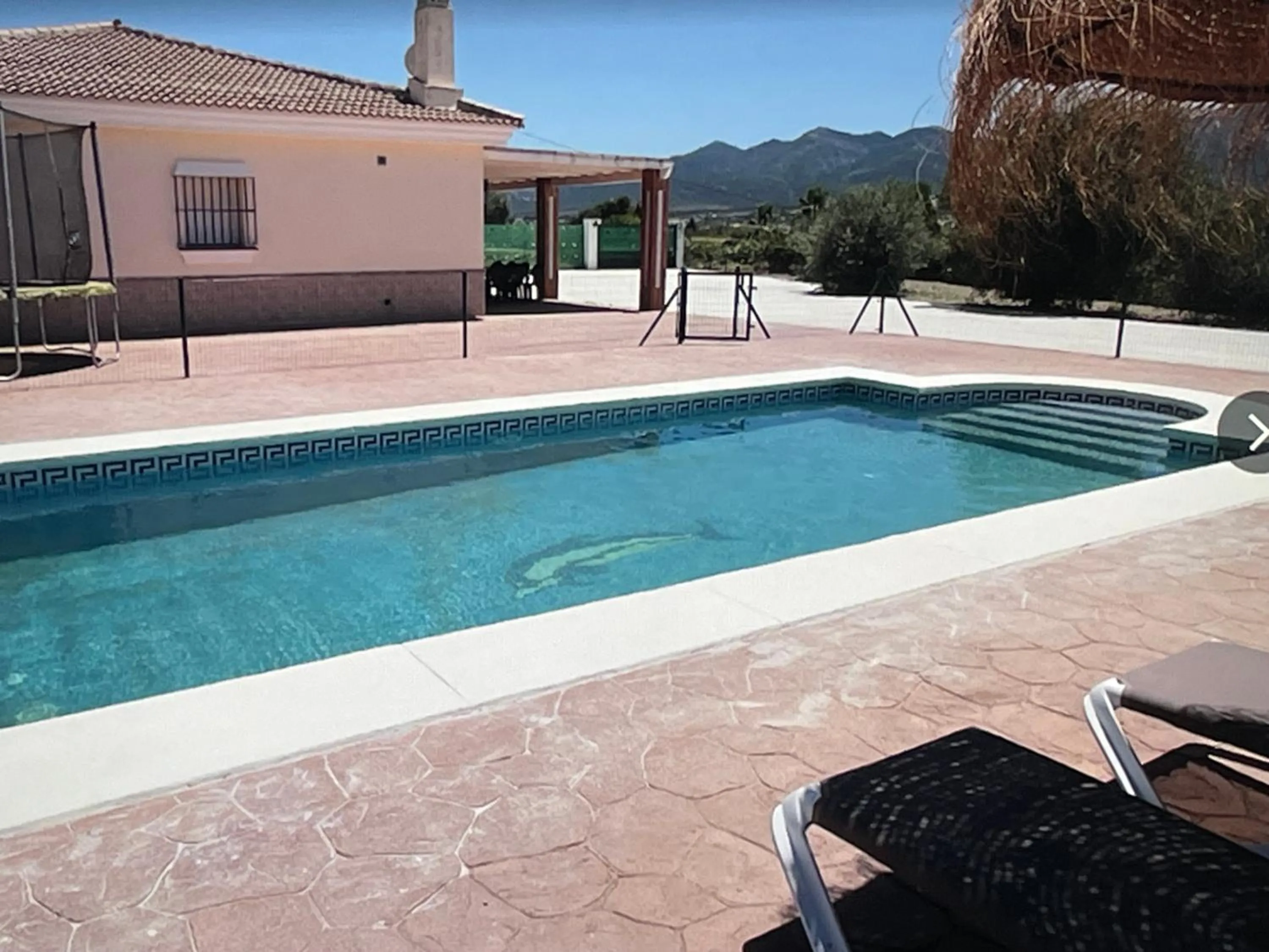 Swimming pool in Villa Casa Rural Ballesteros