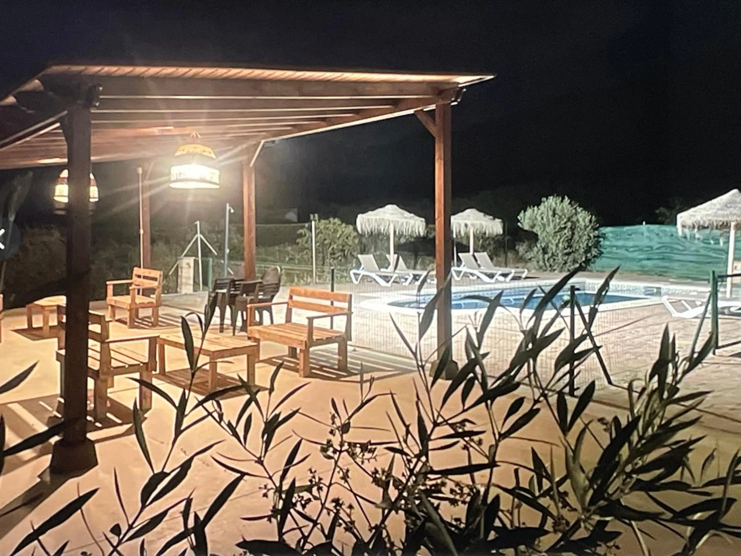 Swimming pool in Villa Casa Rural Ballesteros