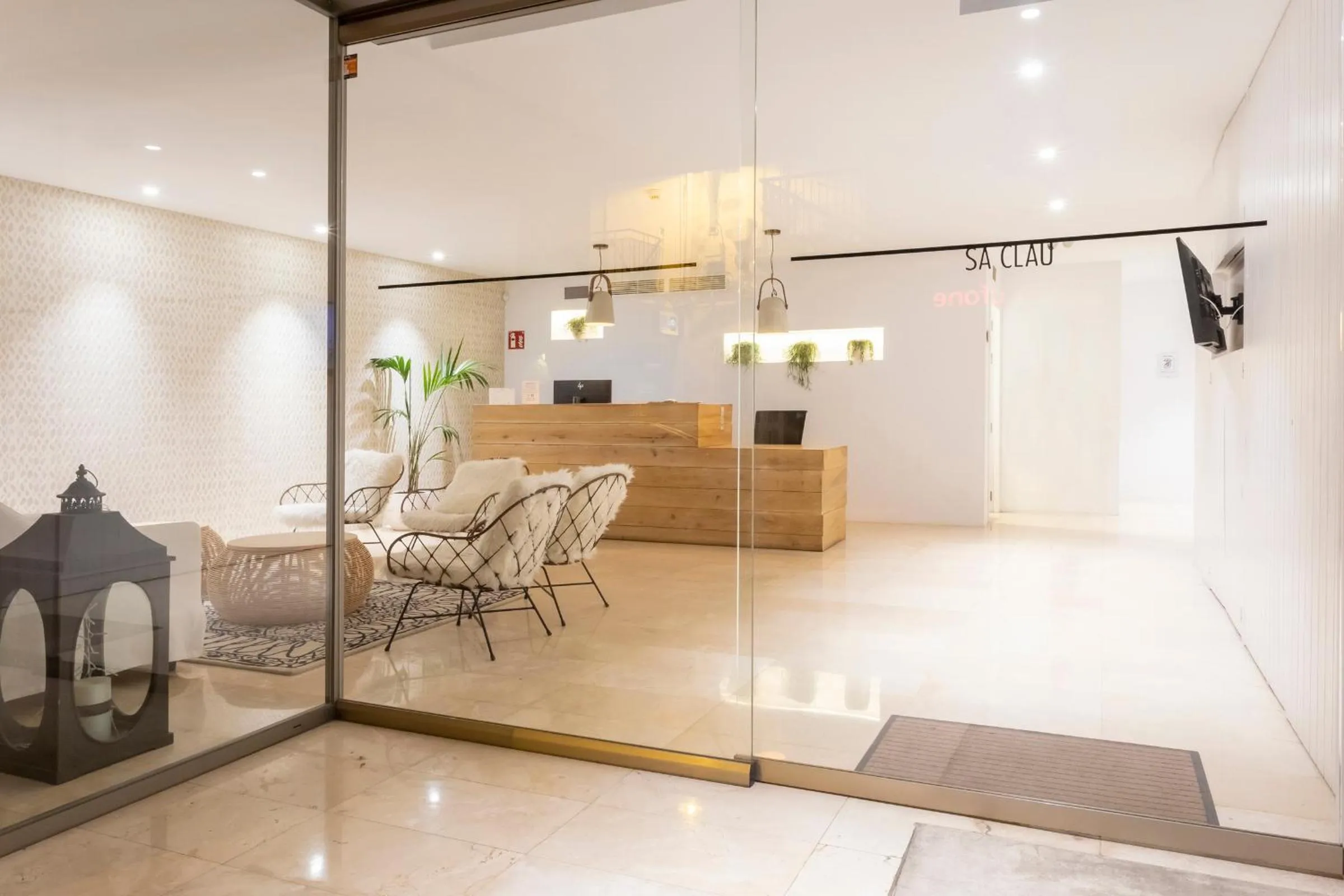 Lobby or reception in Hotel Sa Clau by Mambo