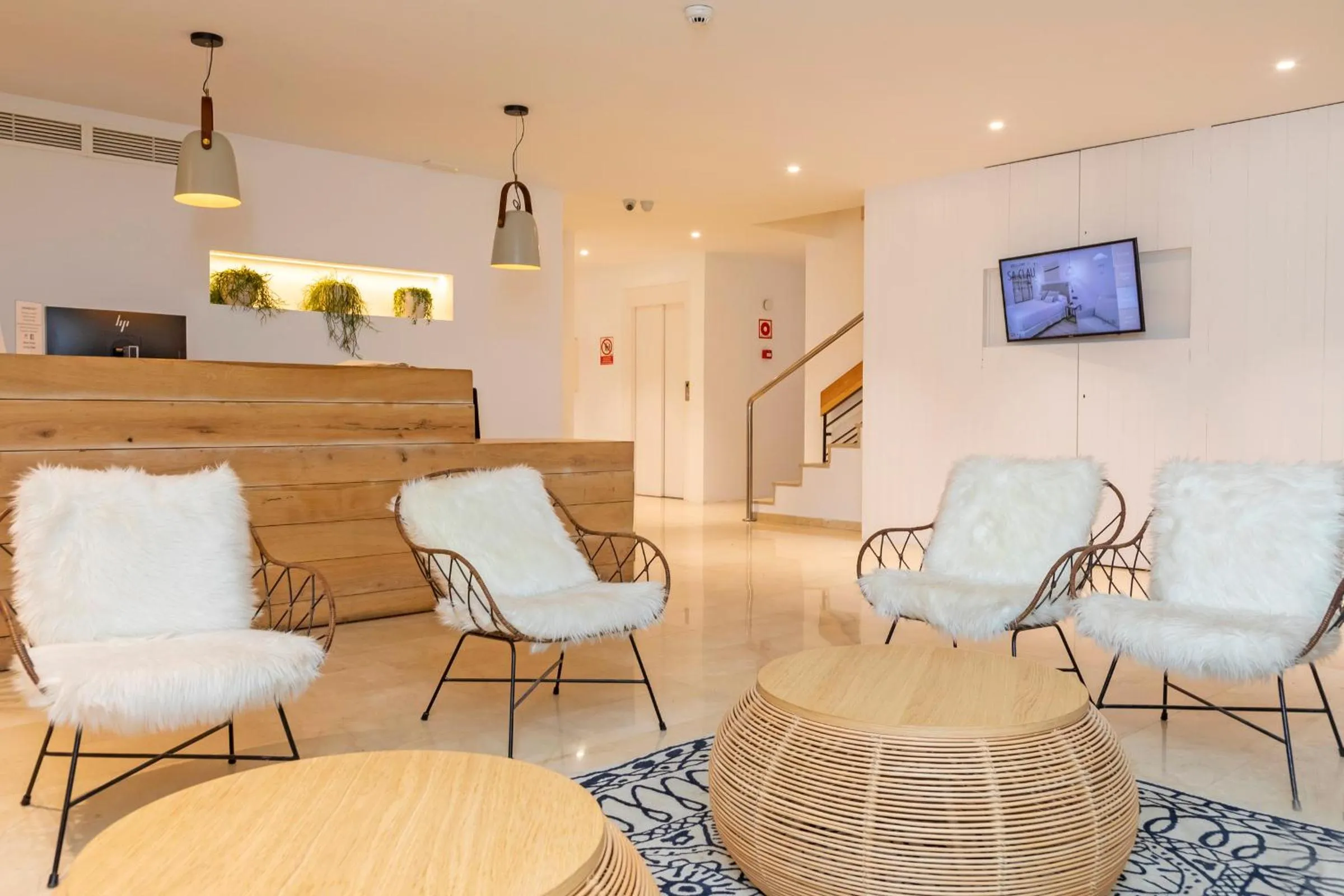 Lobby or reception in Hotel Sa Clau by Mambo