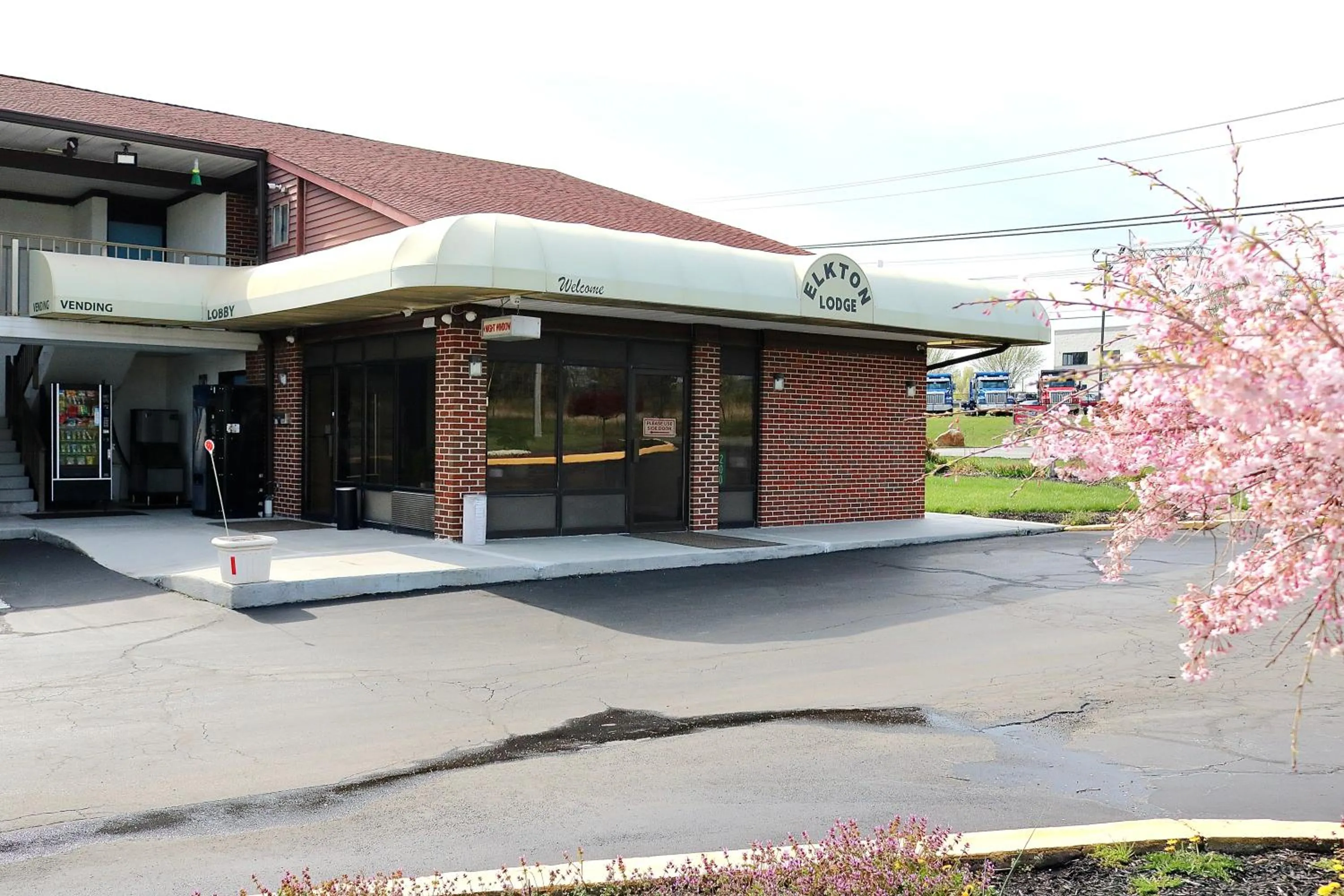 Elkton Lodge - Newark - Elkton University Gateway