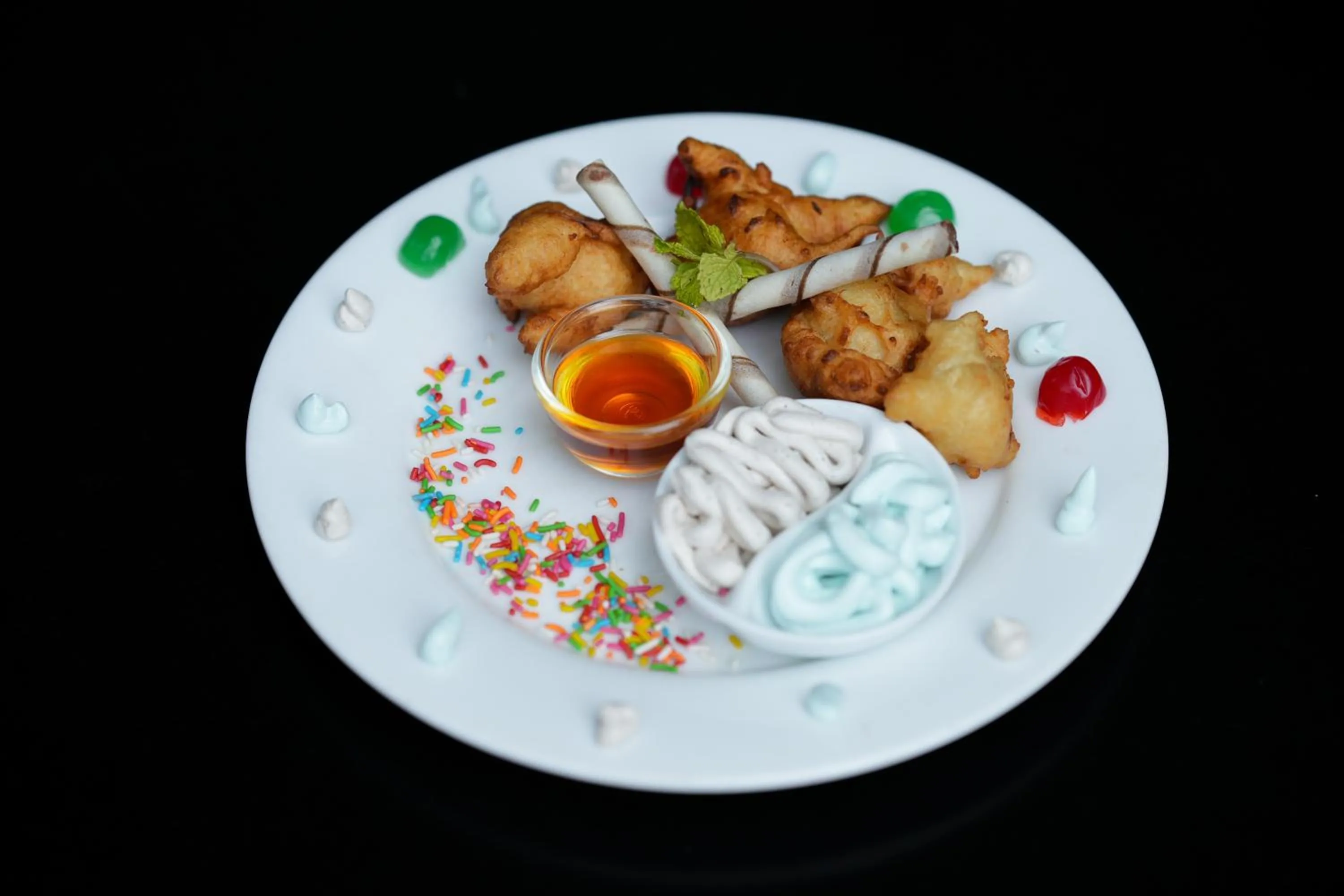 Food and drinks in Hotel Athgira