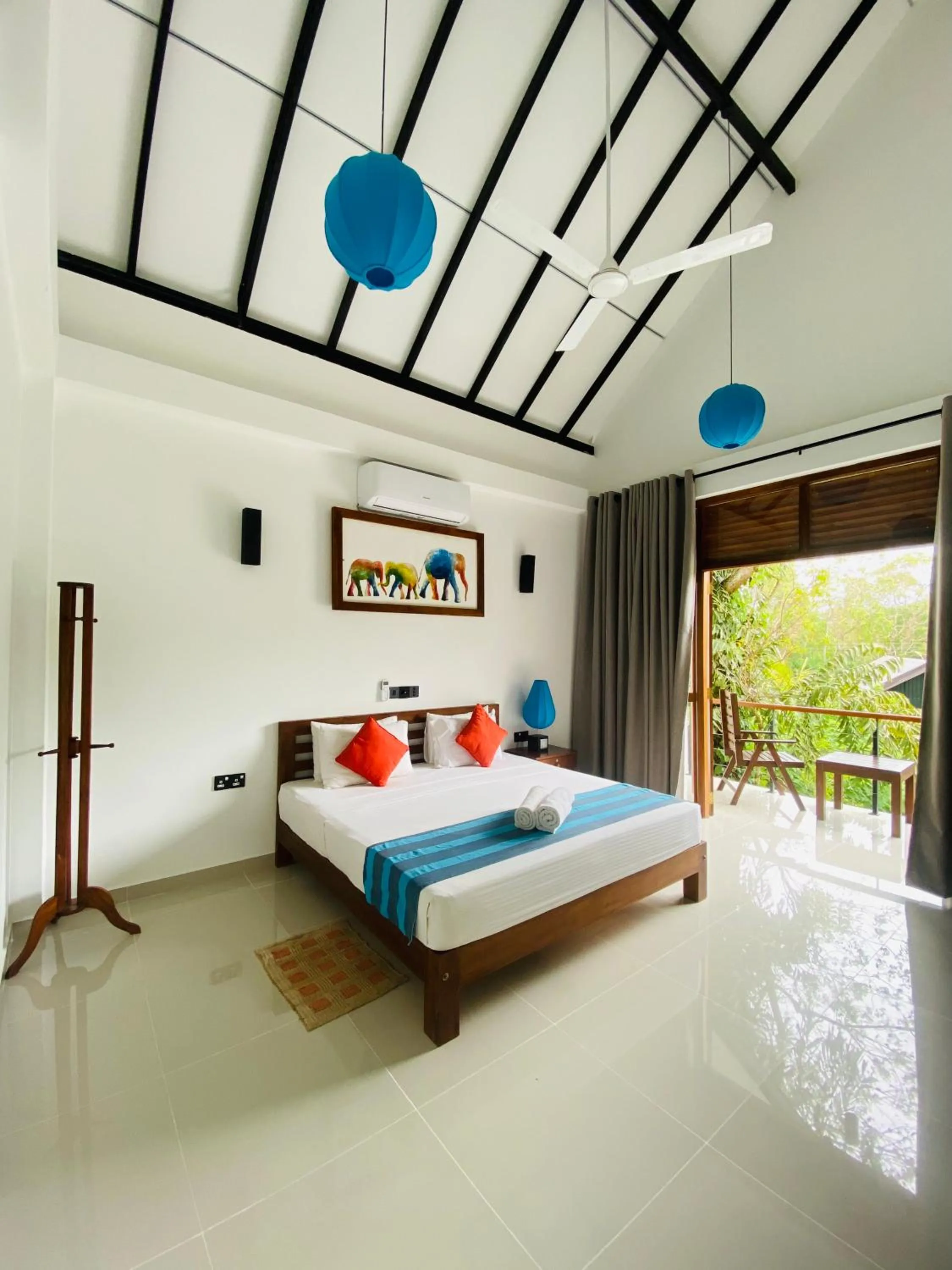 Property building, Bed in Hotel Athgira
