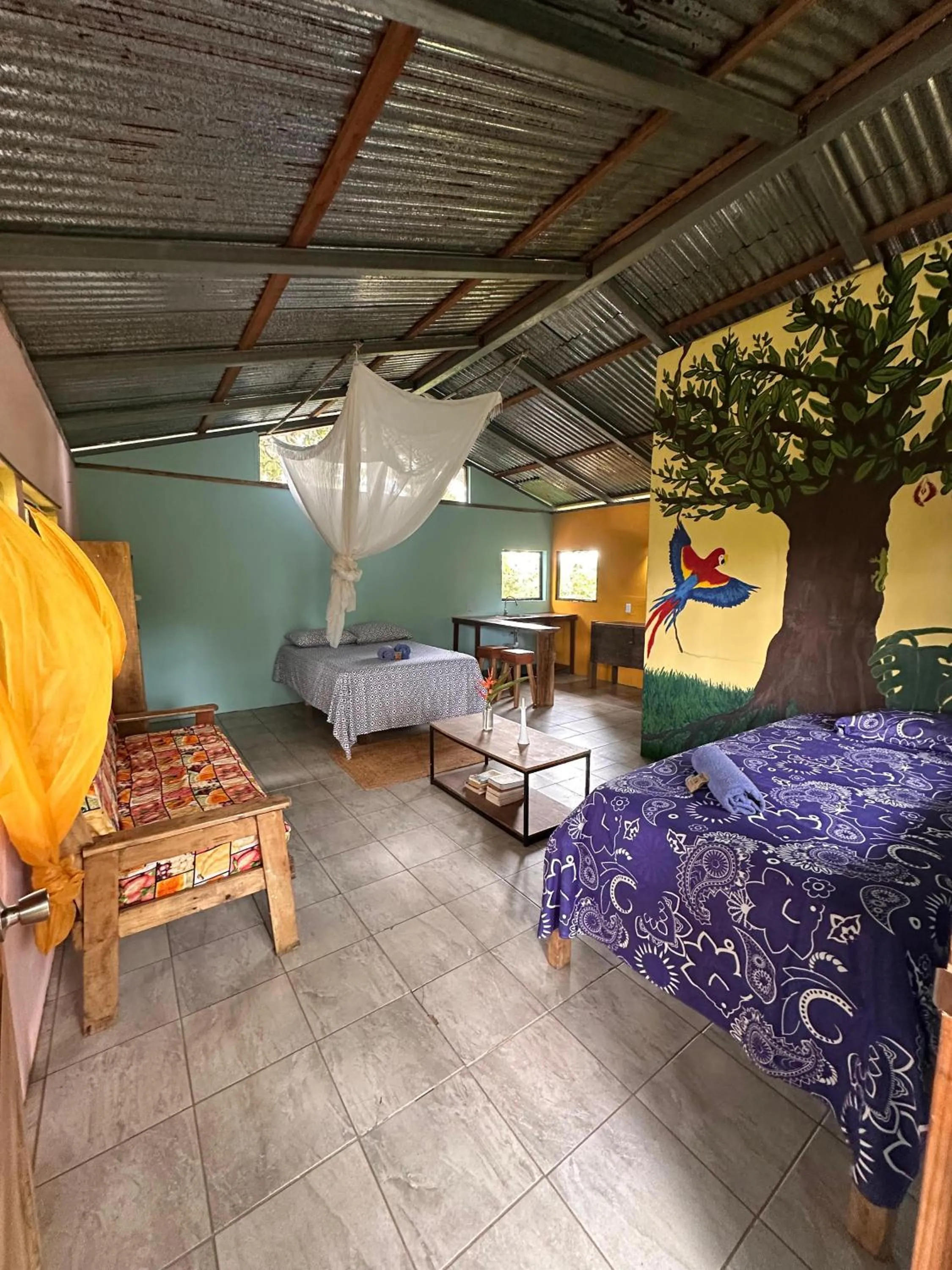 Photo of the whole room, Bed in El Cerrito