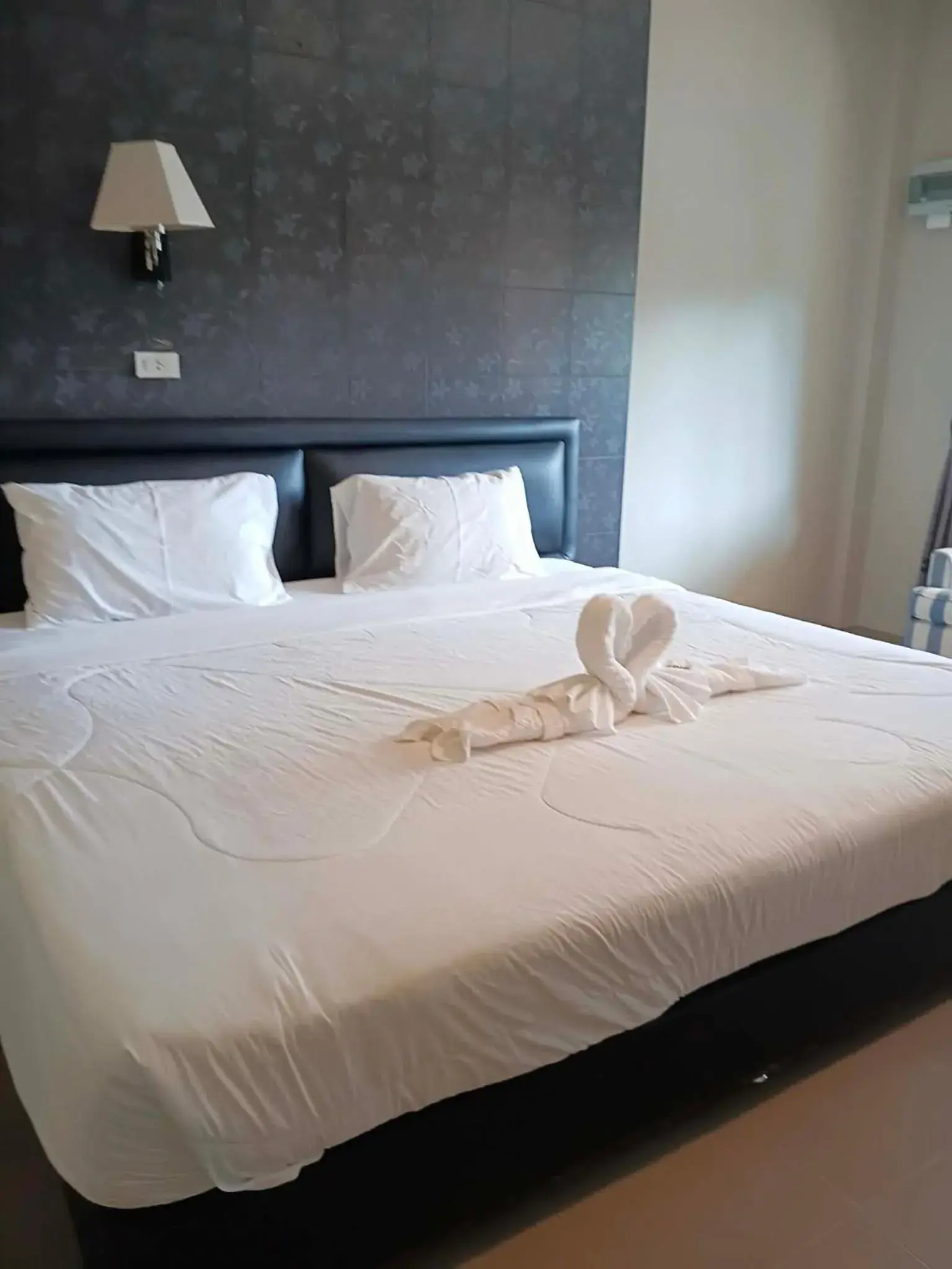 Deluxe Double Room in Blue Horizon Deluxe Double Room in Blue Horizon