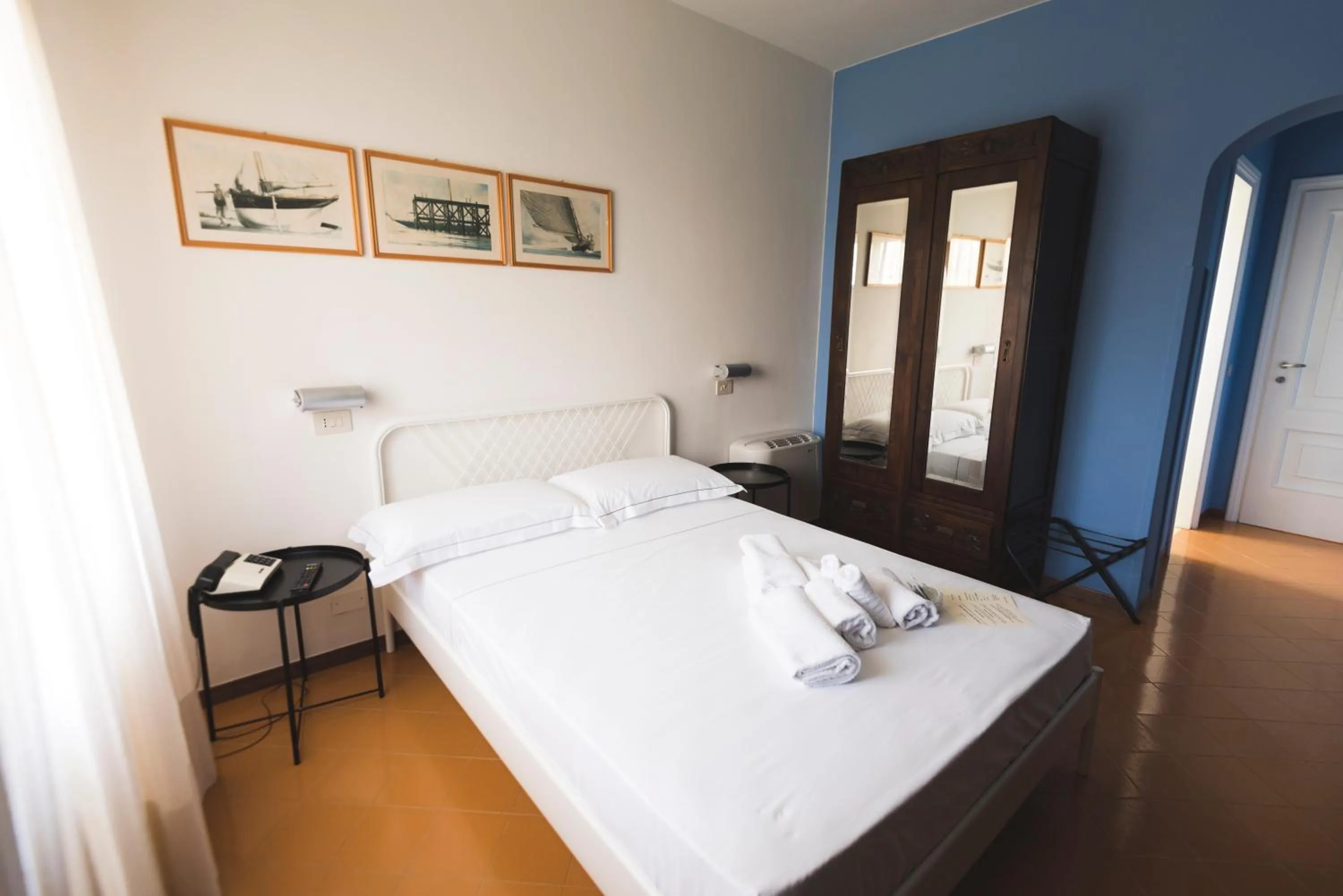 Bedroom in Mami Sabaudia Hotel