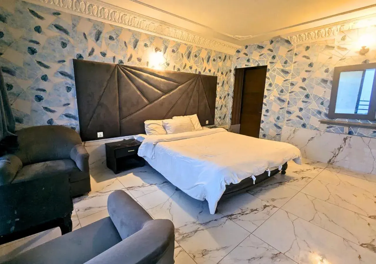 Suite with Mountain View in Grand Heights Hotel Suite with Mountain View in Grand Heights Hotel