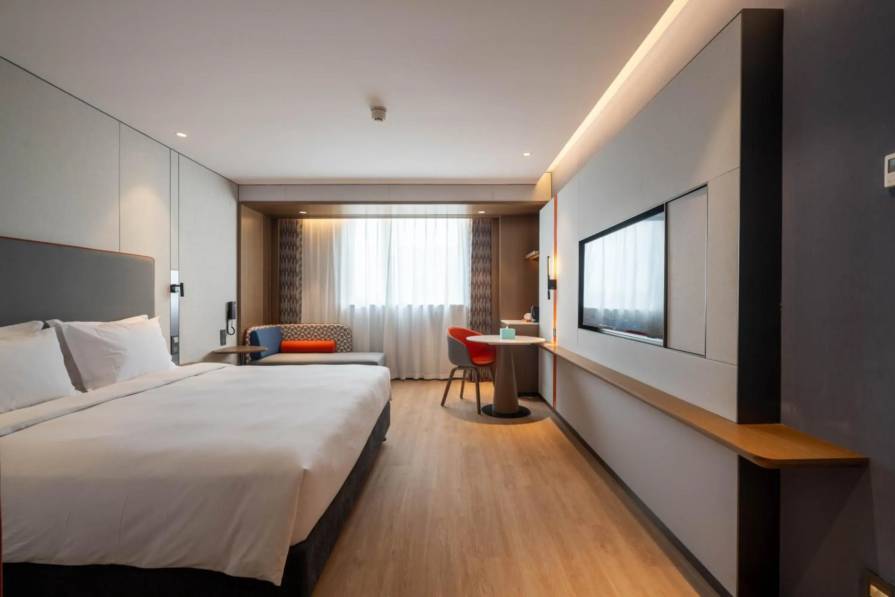 Standard Queen Room in Holiday Inn Express Shanghai Pujiang Lianhang Road by IHG Standard Queen Room in Holiday Inn Express Shanghai Pujiang Lianhang Road by IHG