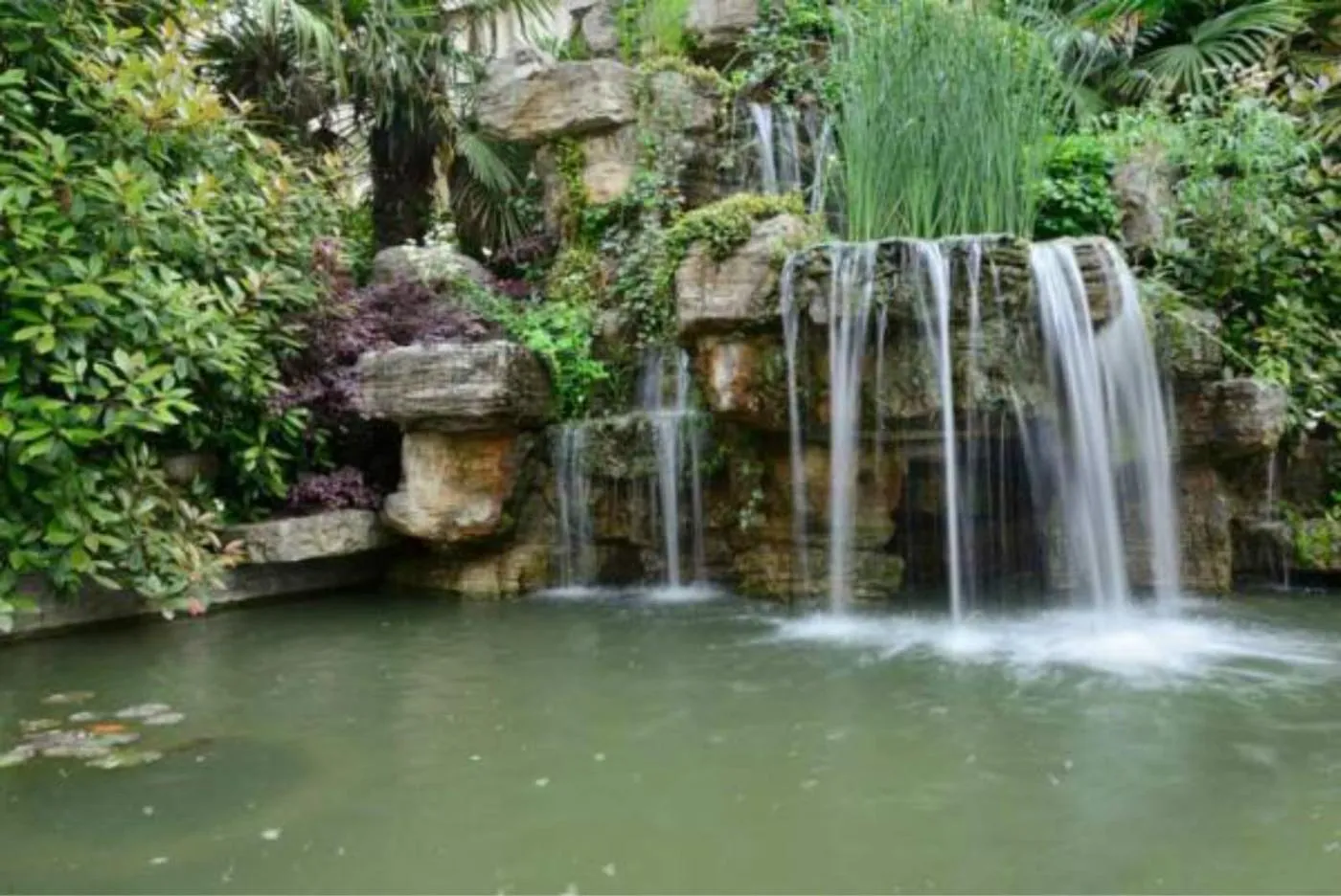 Garden in Holiday Inn Express Shanghai Pujiang Lianhang Road by IHG