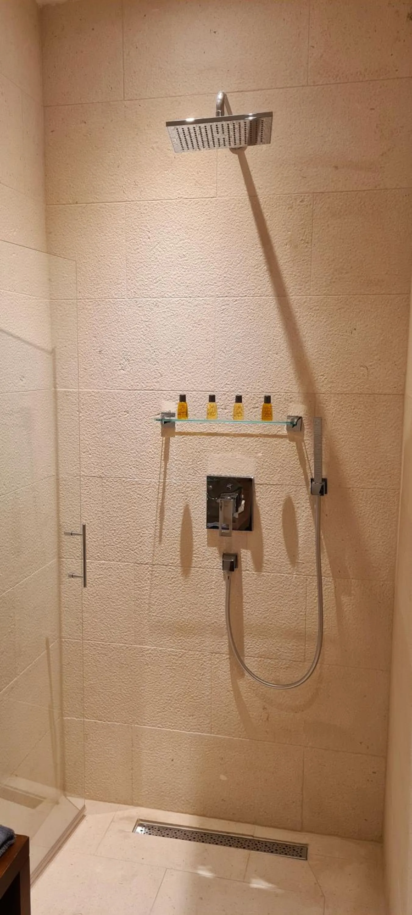 Bathroom in San Teodoro