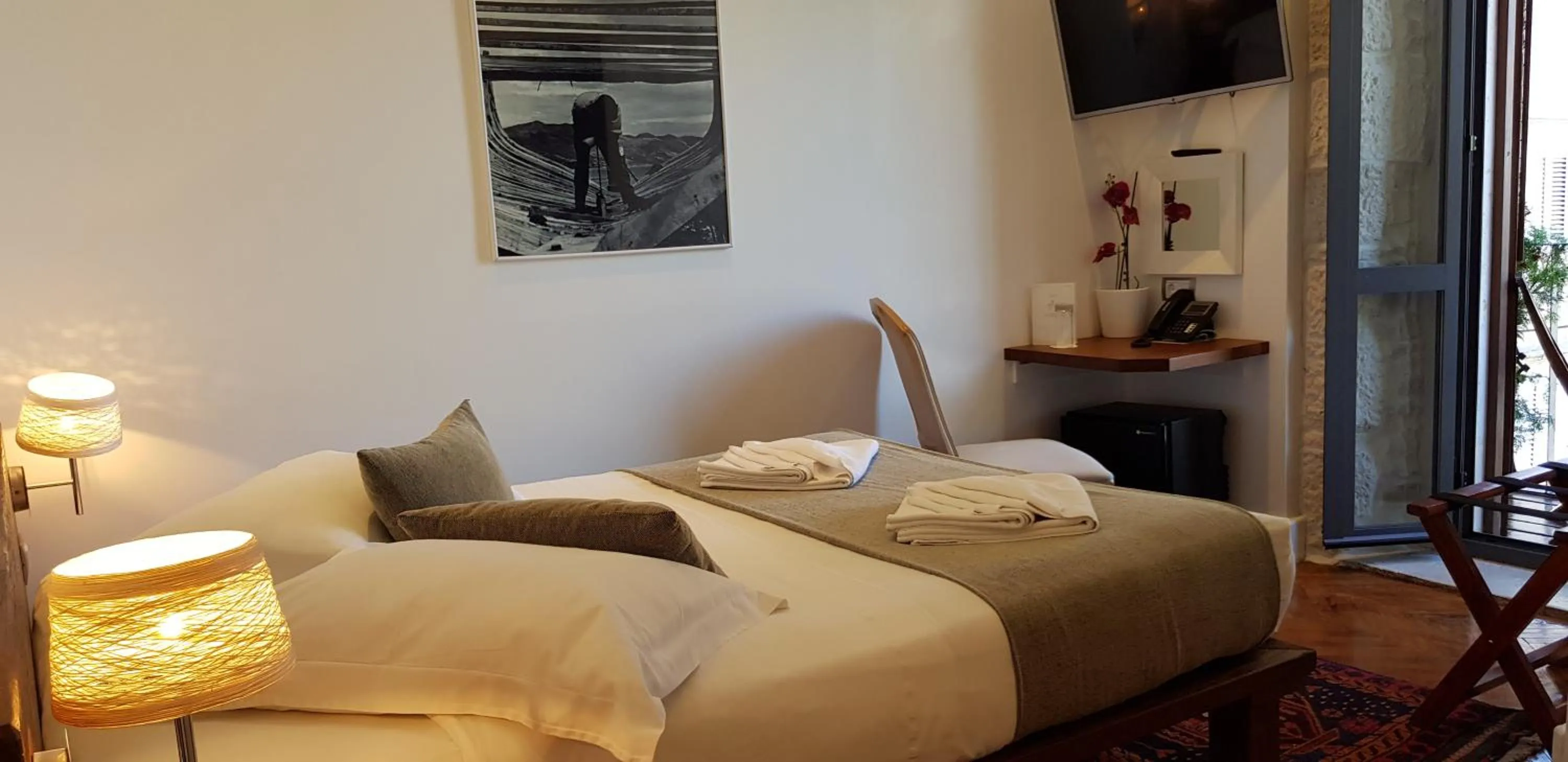 Photo of the whole room, Bed in San Teodoro