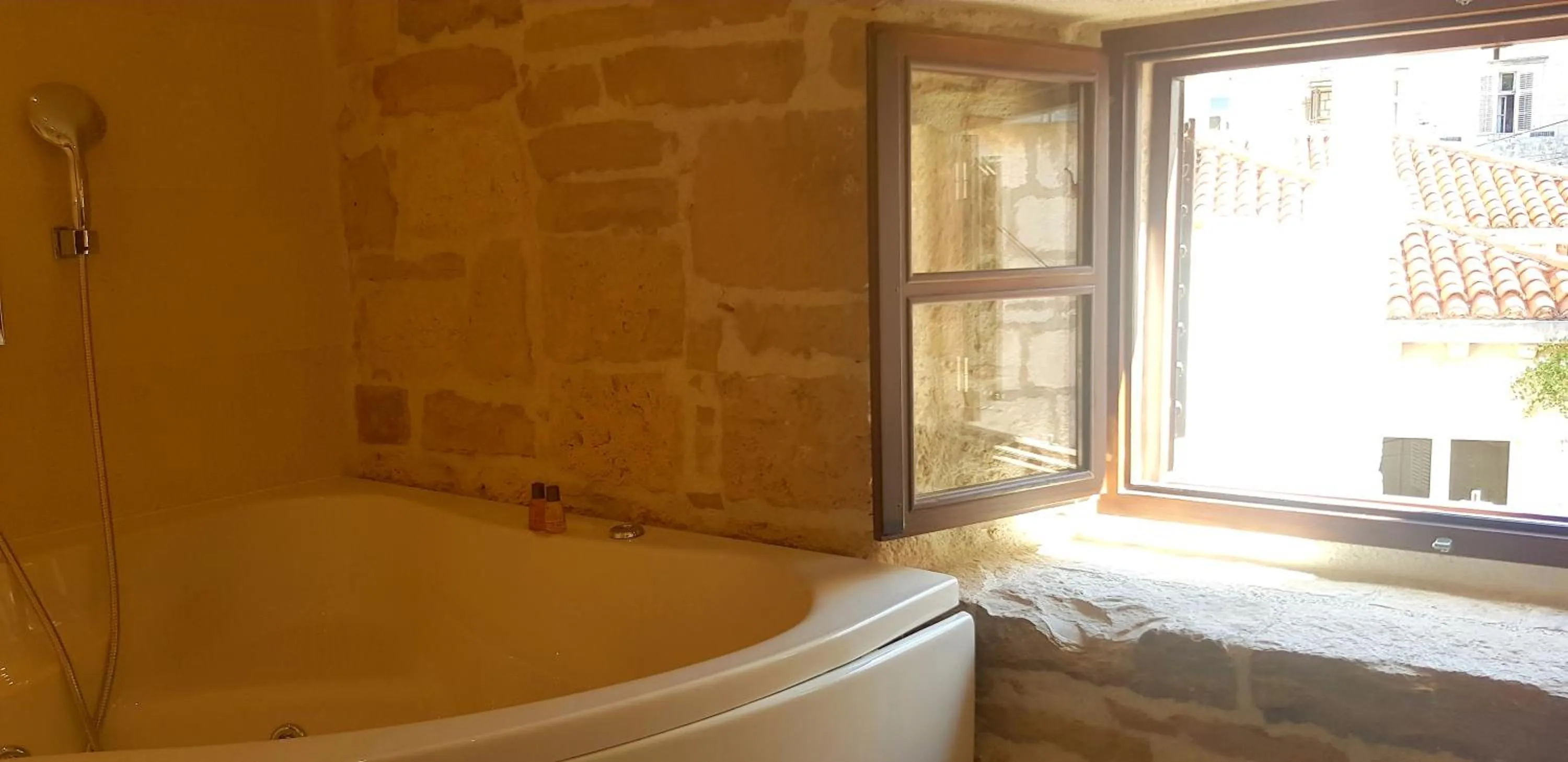 Hot Tub in San Teodoro