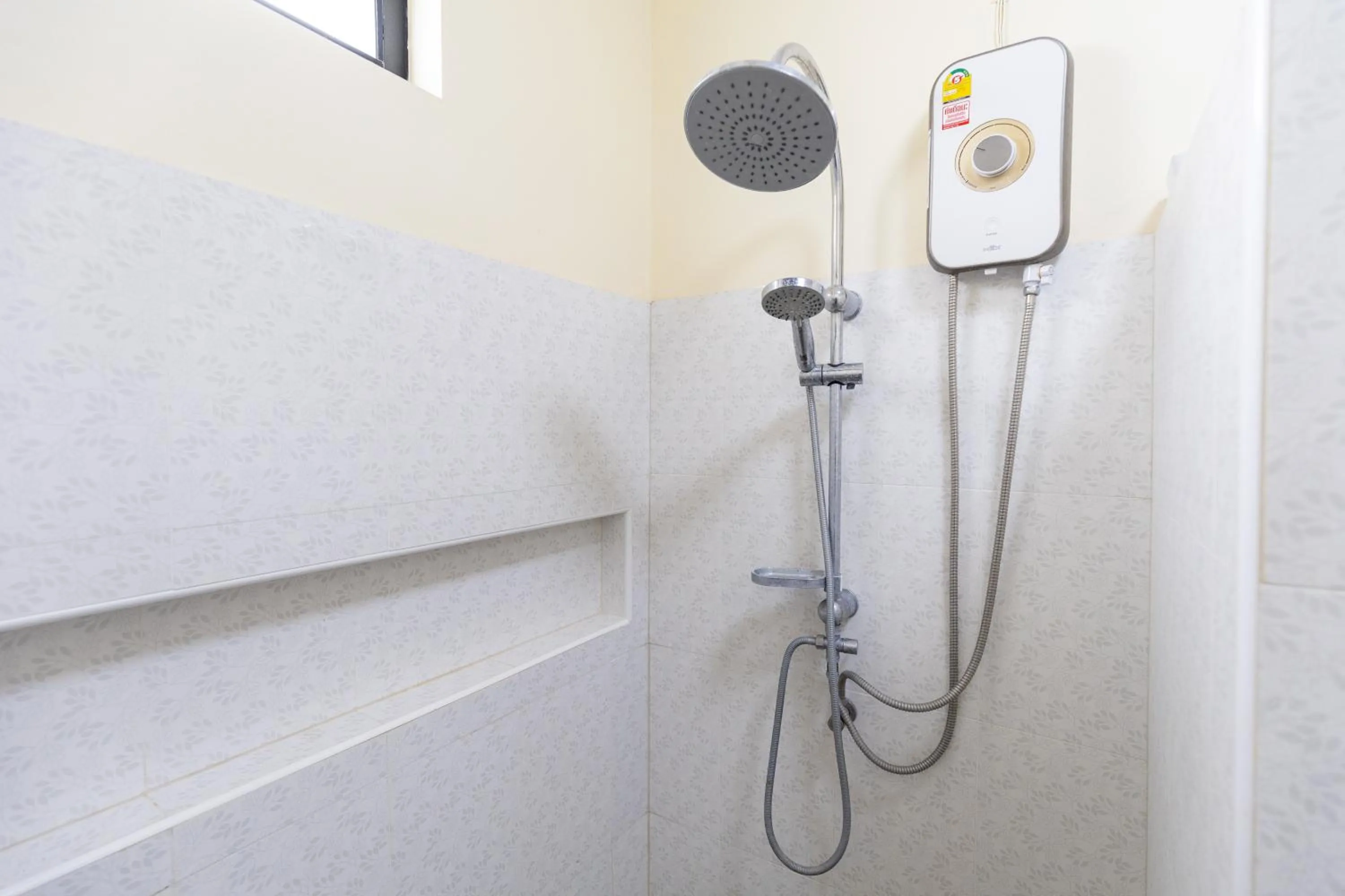 Shower in Narucha Farmstay