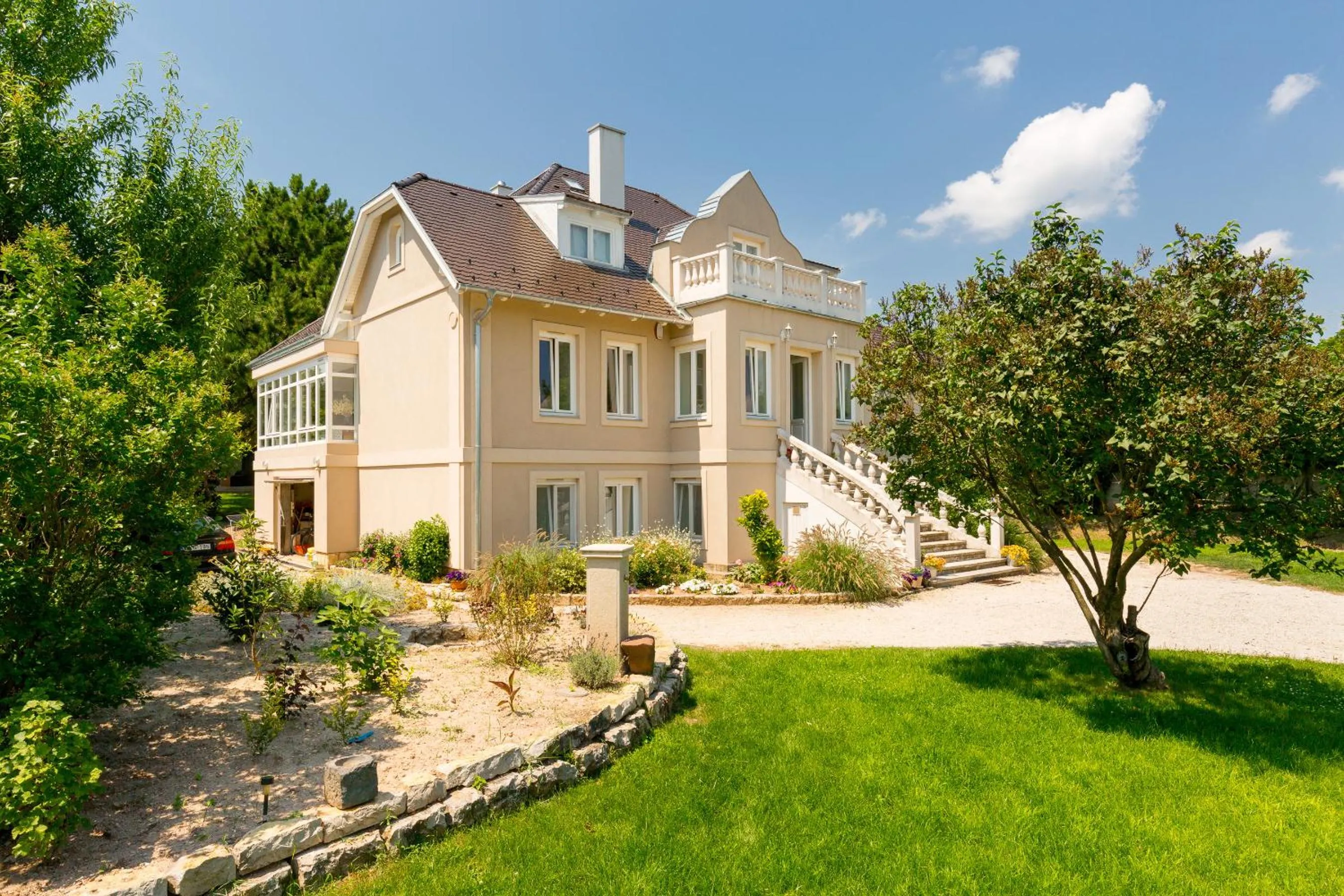 Manor House Inn, Csopak
