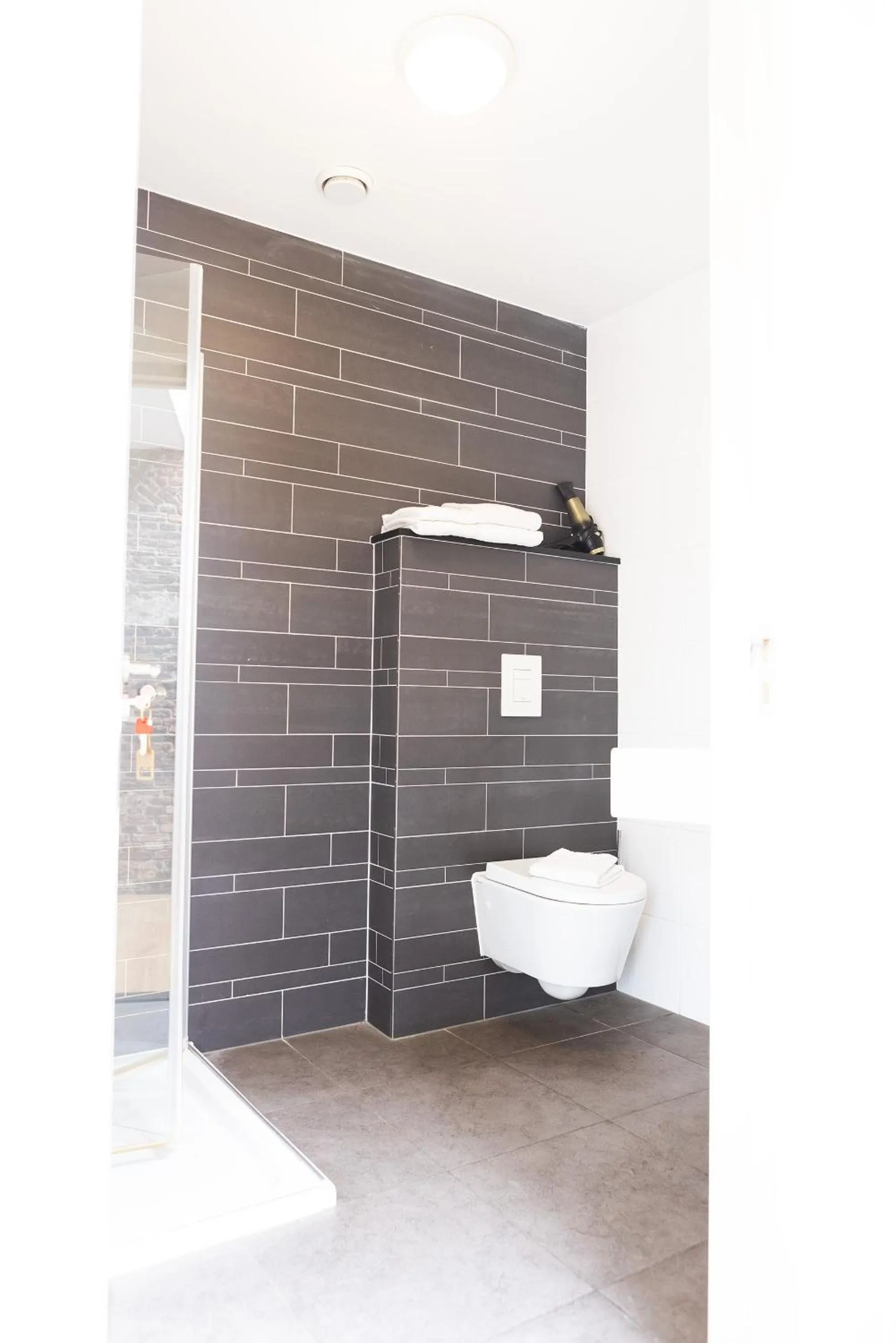 Toilet in La Casita bed and breakfast