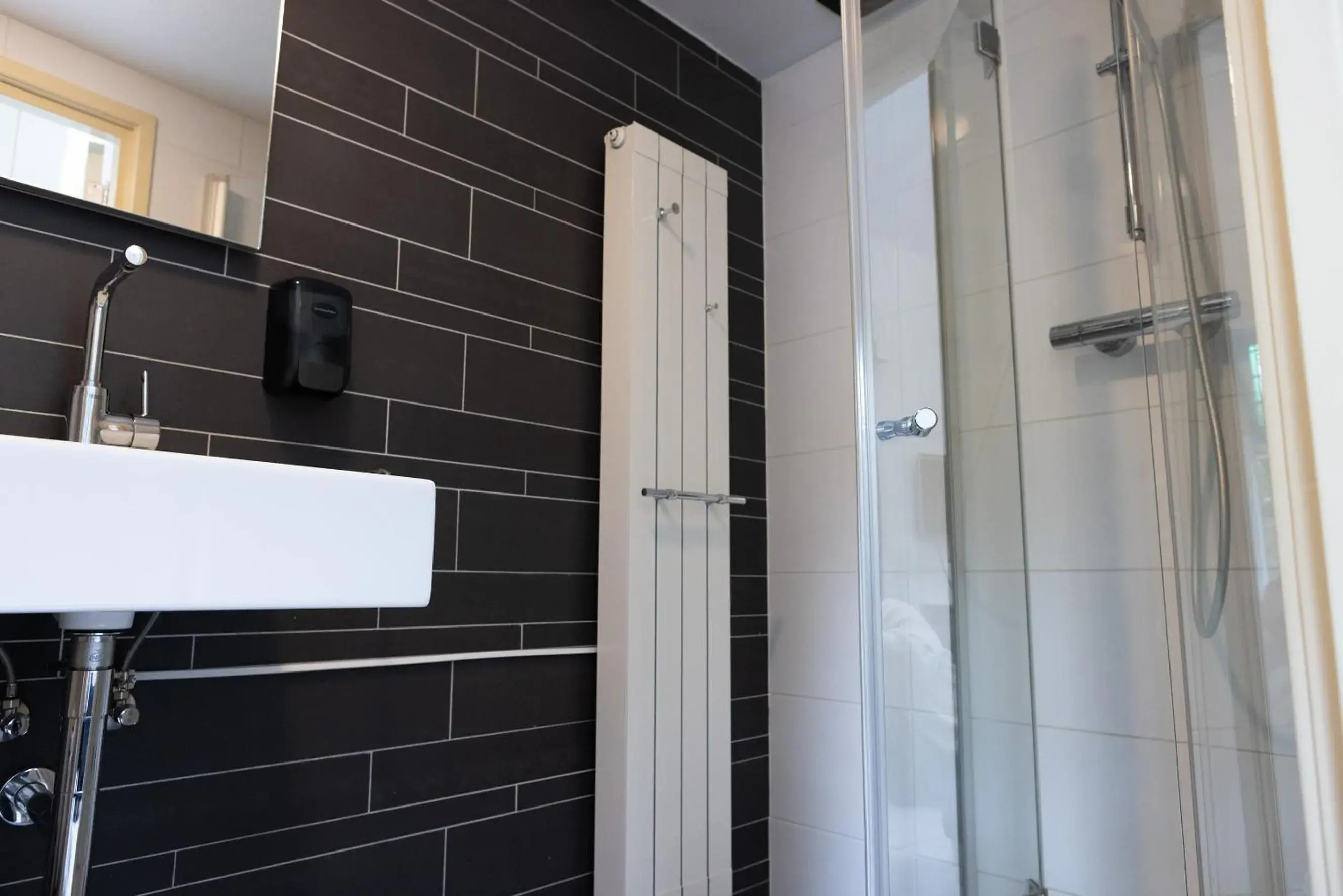 Twin Room with Private Bathroom - single occupancy in La Casita bed and breakfast Twin Room with Private Bathroom - single occupancy in La Casita bed and breakfast