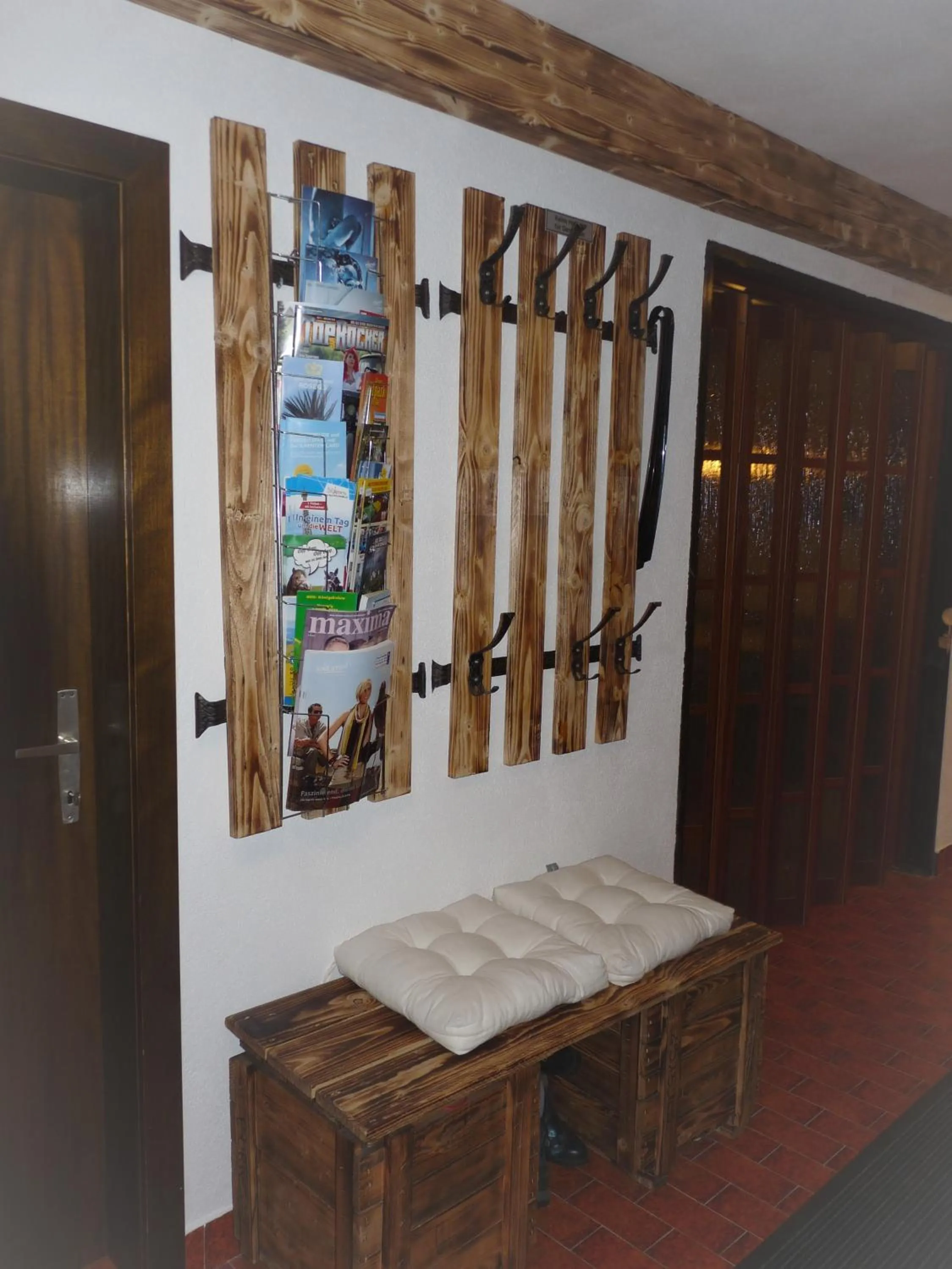 Lobby or reception in La Irmania Pension