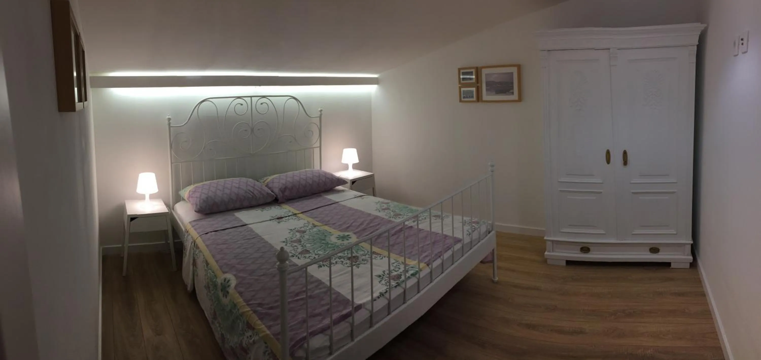 Bed in Apartment Laguna