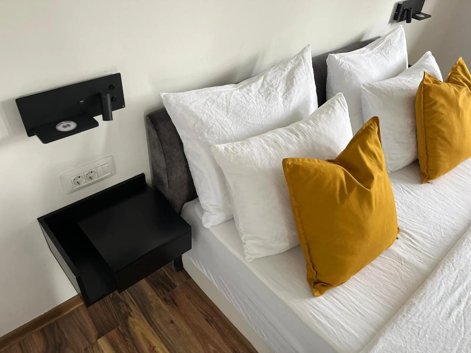 Bedroom, Bed in Eva Luxury Rooms & Apartments