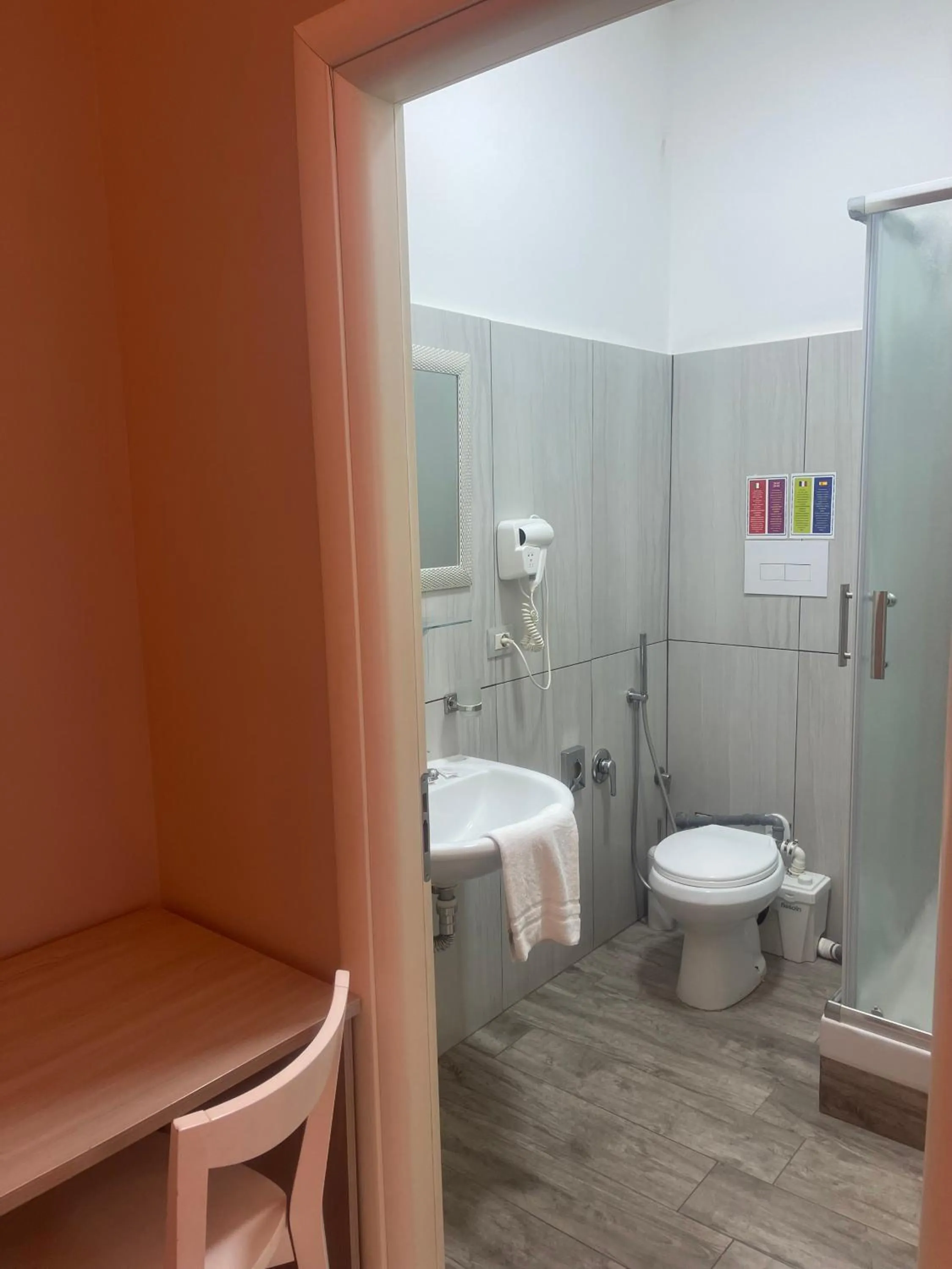 Shower in B&B Chez Moi