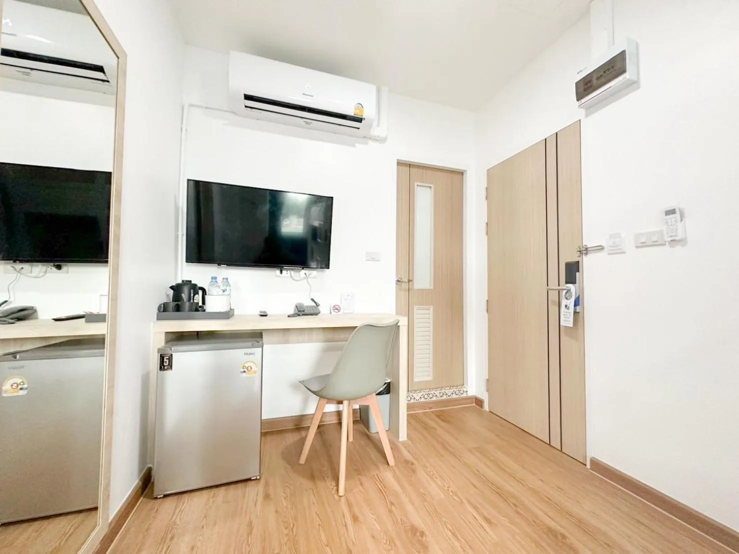 TV and multimedia in H-Banaat Hotel