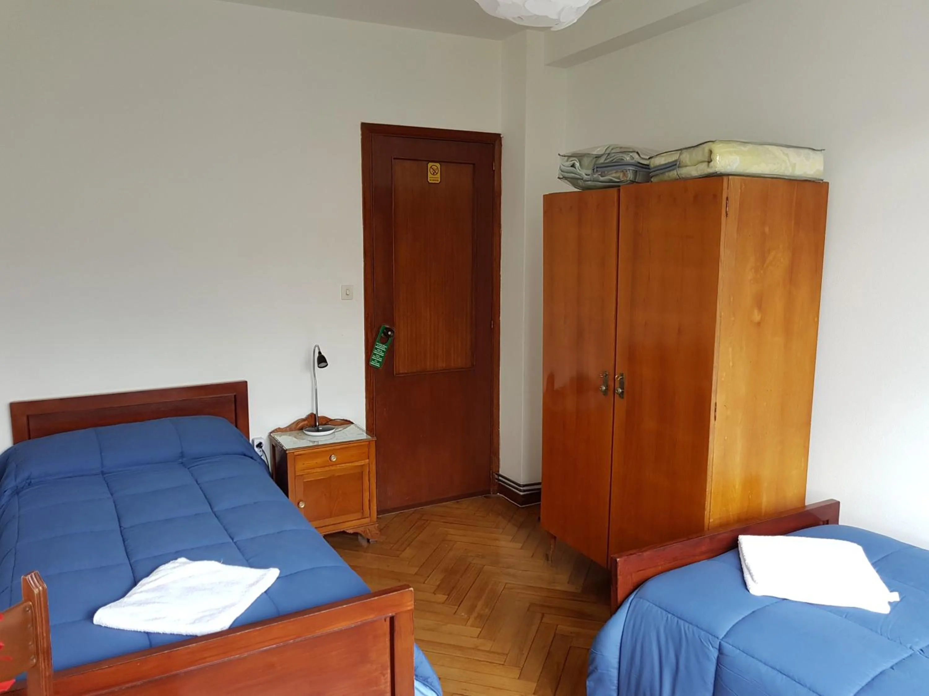 Photo of the whole room, Bed in Hostal Costa Azul