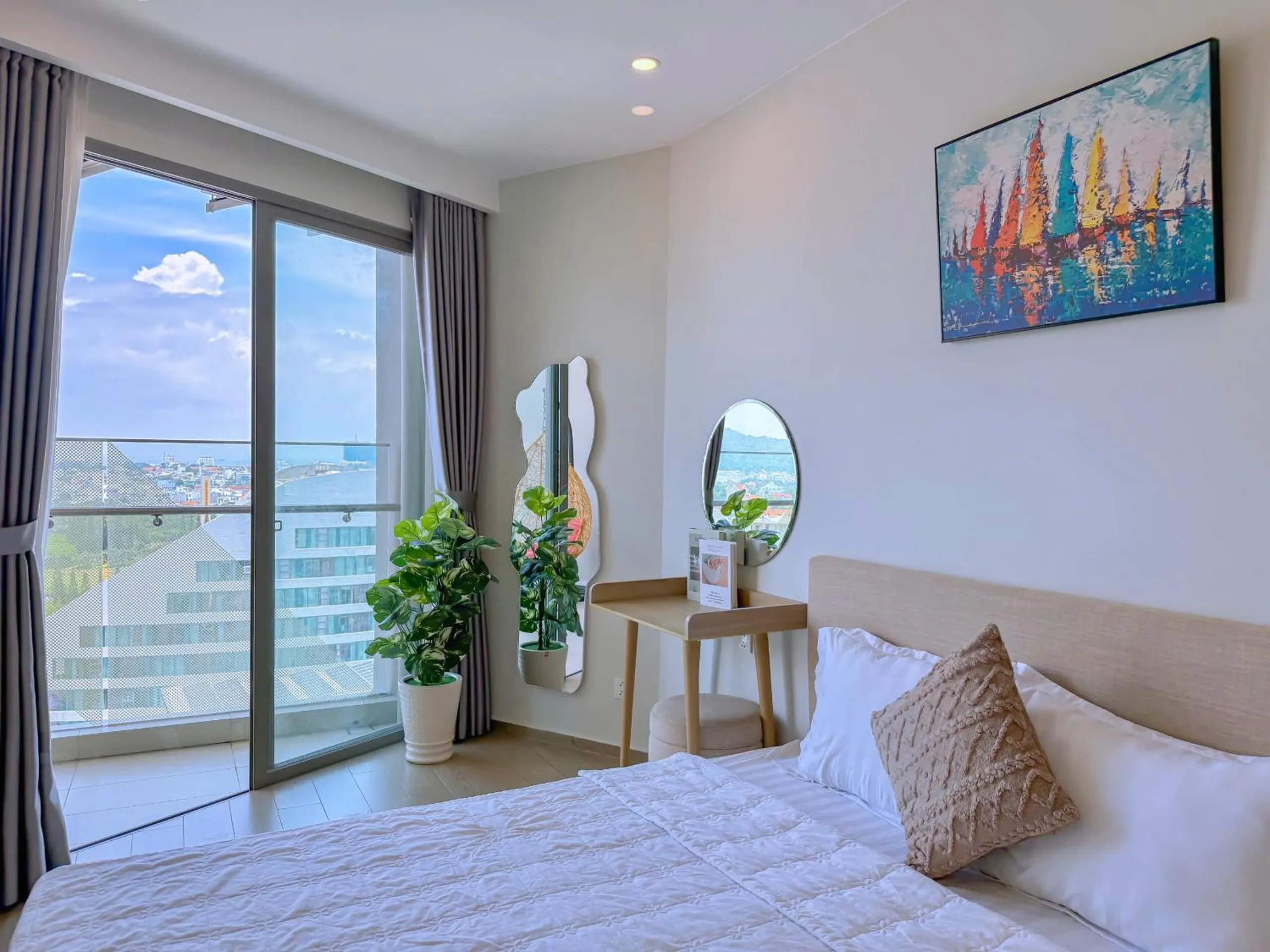 Photo of the whole room, Bed in The Song Vung Tau Apartment