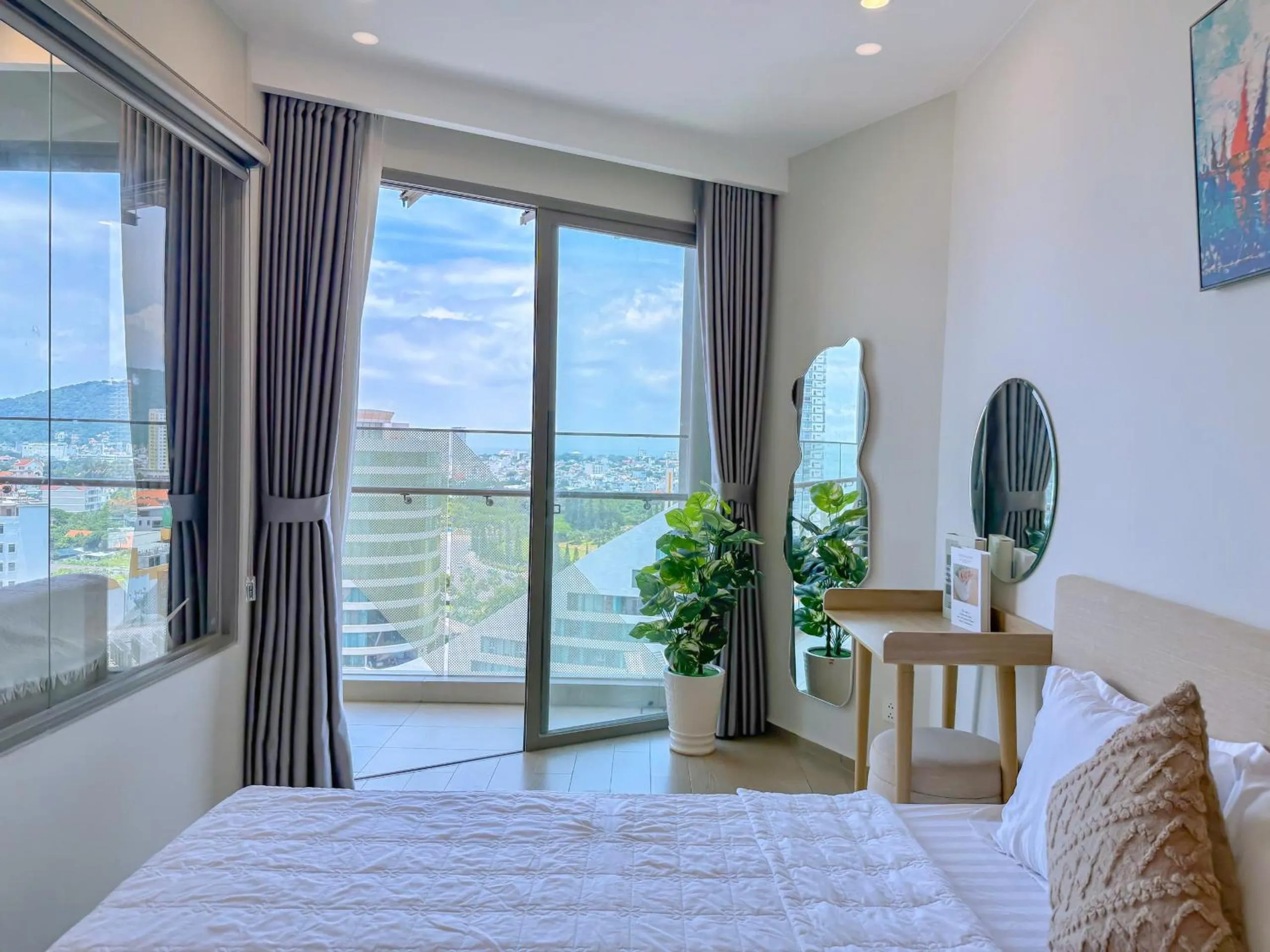 Bedroom, Bed in The Song Vung Tau Apartment