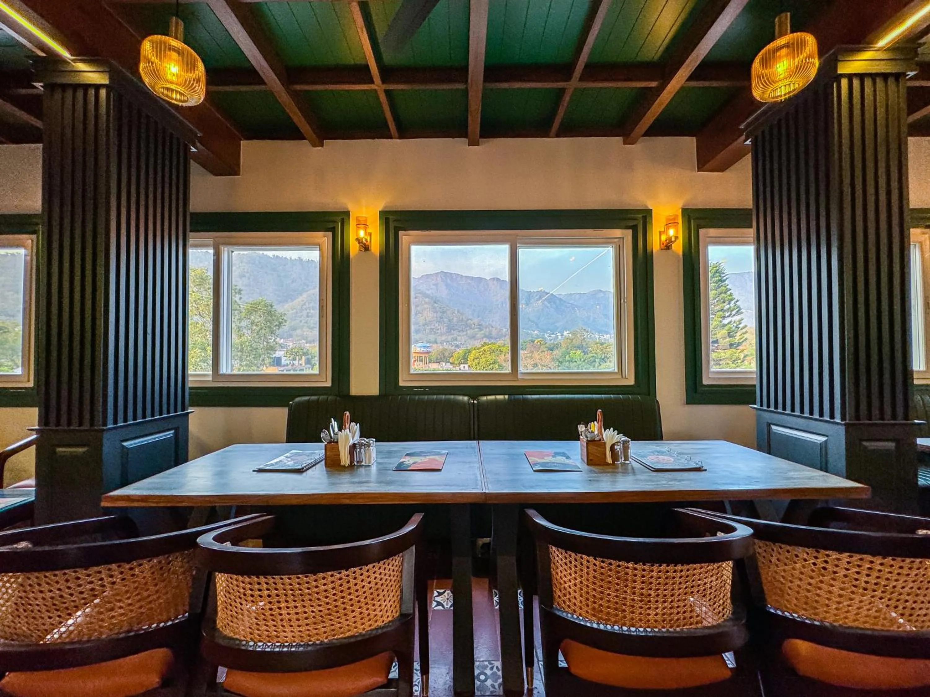 Seating area in Green View by Green Tree Hotels